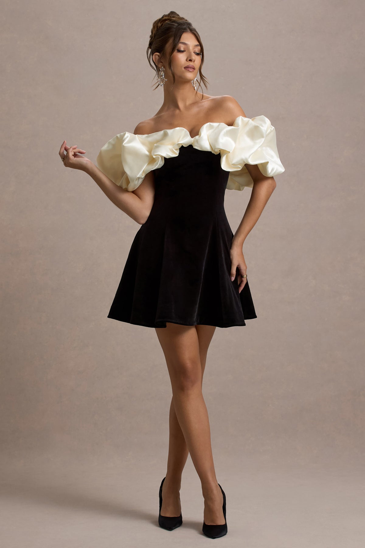 CC_HR_CL135492242---Brynne----Black-&-Cream-Velvet-Mini-Dress-With-Satin-Puff-Sleeves-1.jpg