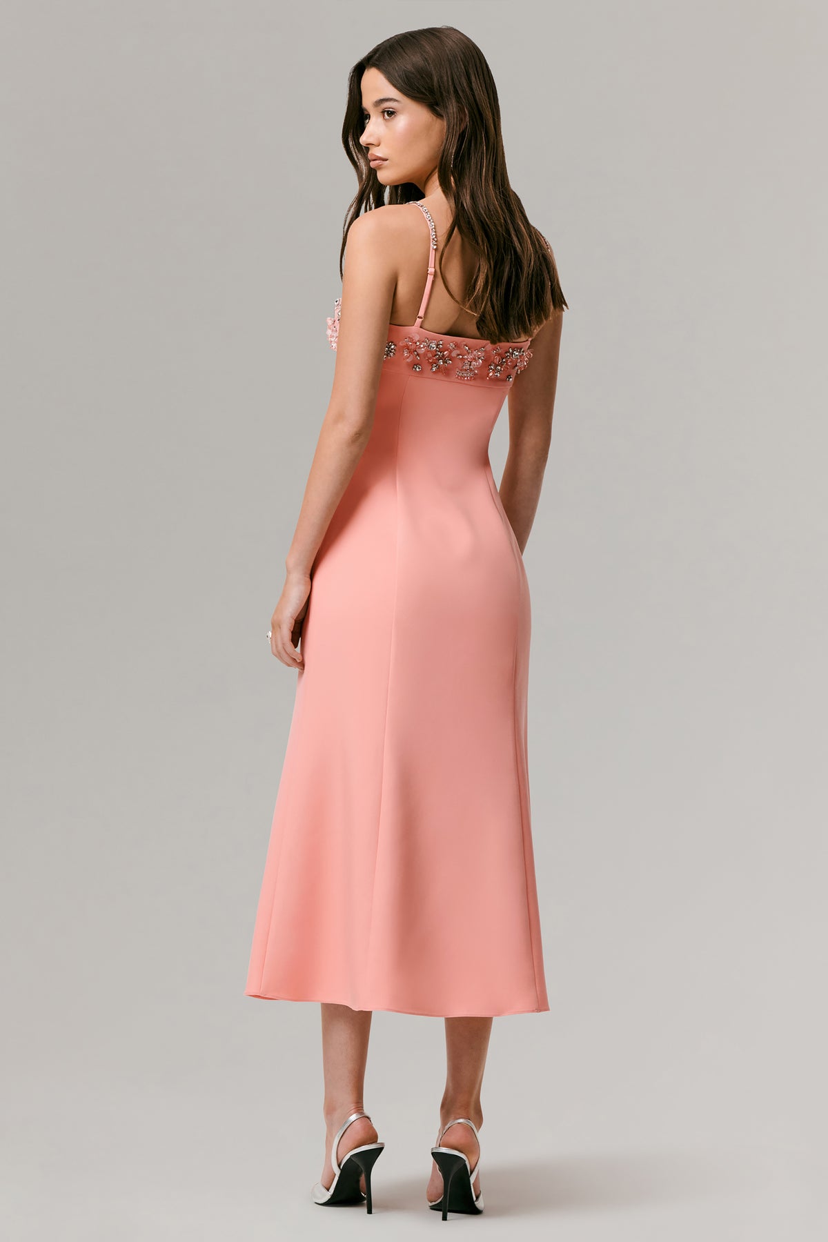 One To Remember Coral Square-Neck Embellished Midi Dress  Club L London -  SA