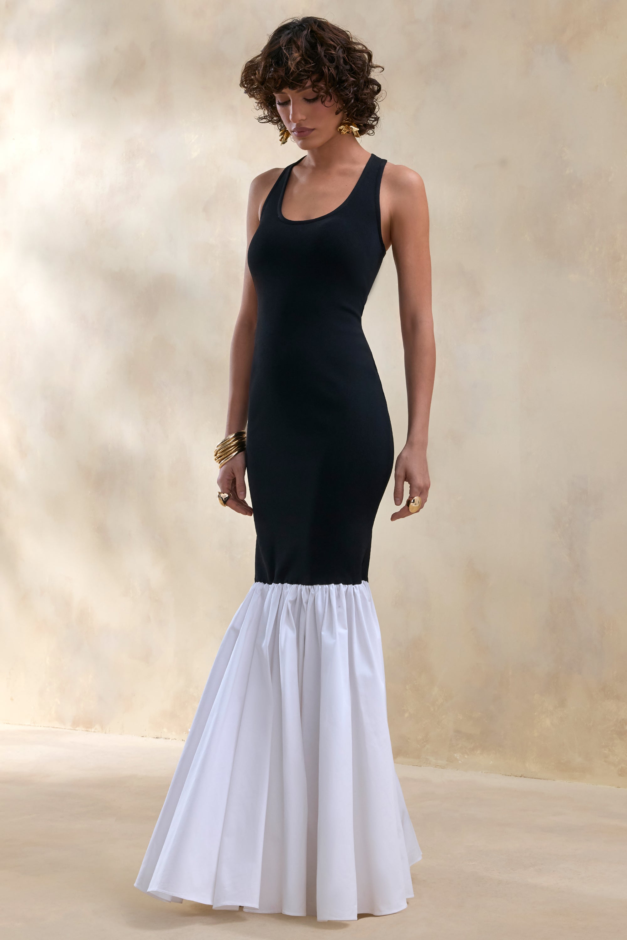 ECM_HR_CL136842240---Lexi-_-Black-And-White-Square-Neck-Mermaid-Maxi-Dress-1.jpg