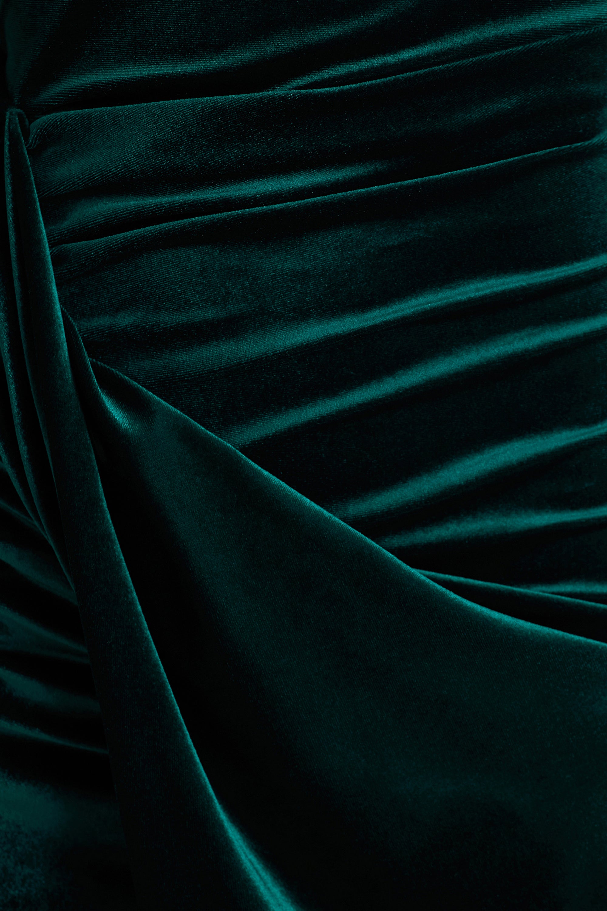 HRI_CL136900047 - Wishes Bottle Green Velvet High-Neck Maxi Dress With Wrap Skirt-- CAMILLY---CORE VELVETS AW25 05.jpg