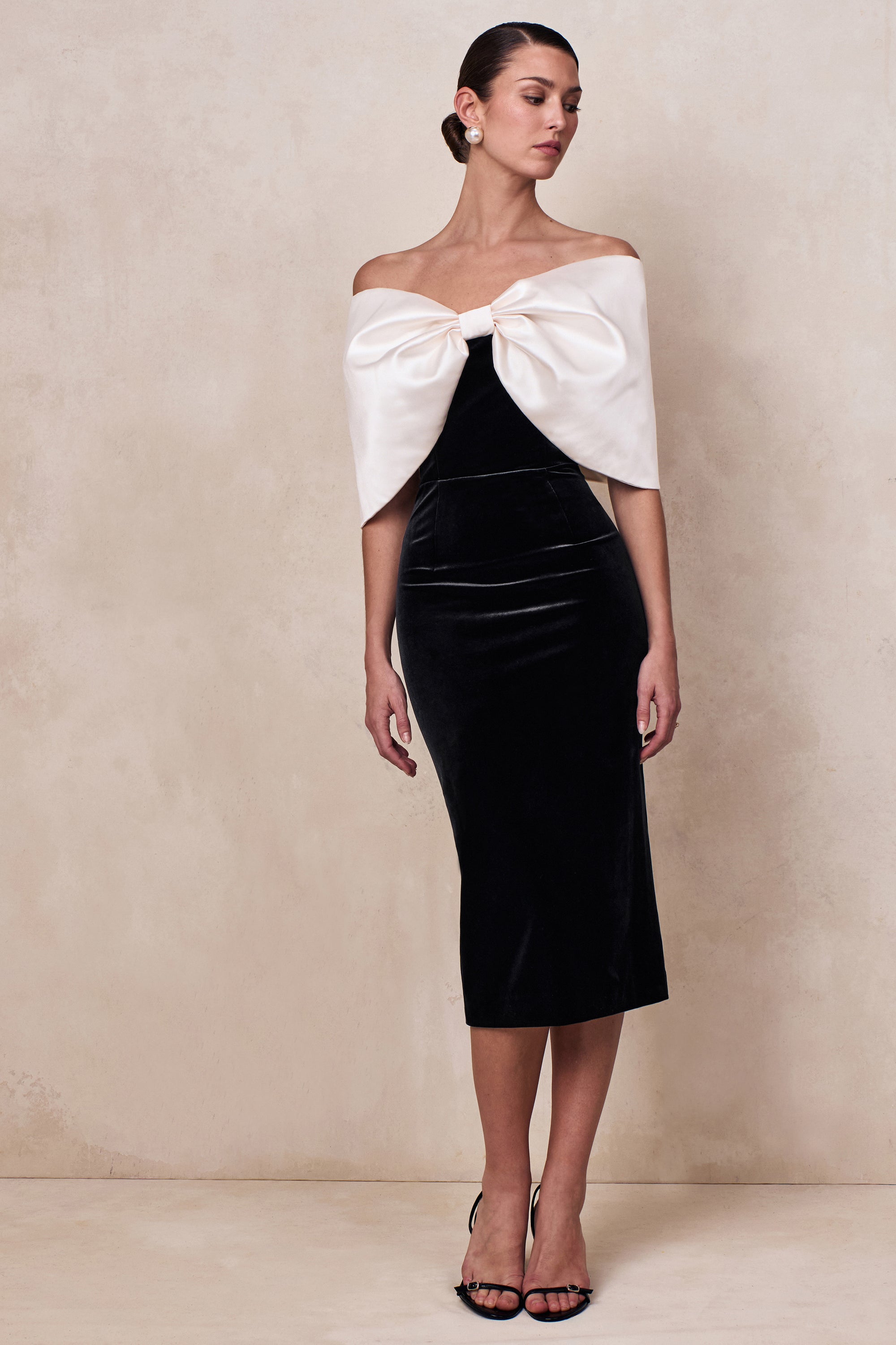 ECM_CL136903240 - Twilight | Black And White Velvet Bardot-Neck Midi Dress With Oversized Satin Bow 04.jpg