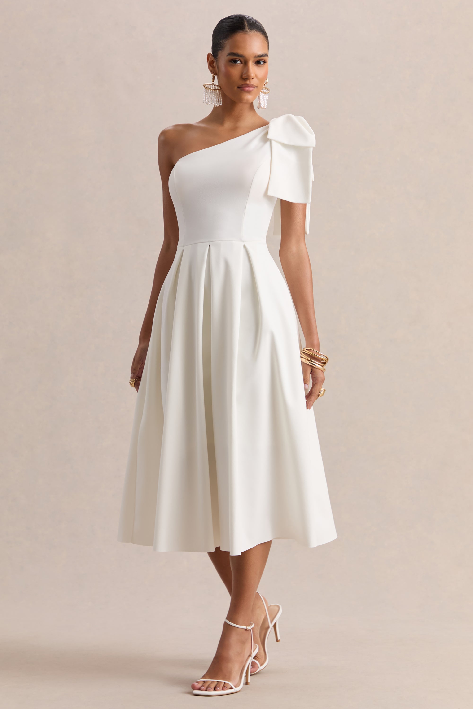 ECM_HR_CL137132110---Meria-_-White-Asymmetric-Neck-Midi-Dress-With-Bow-Sleeve-06.jpg
