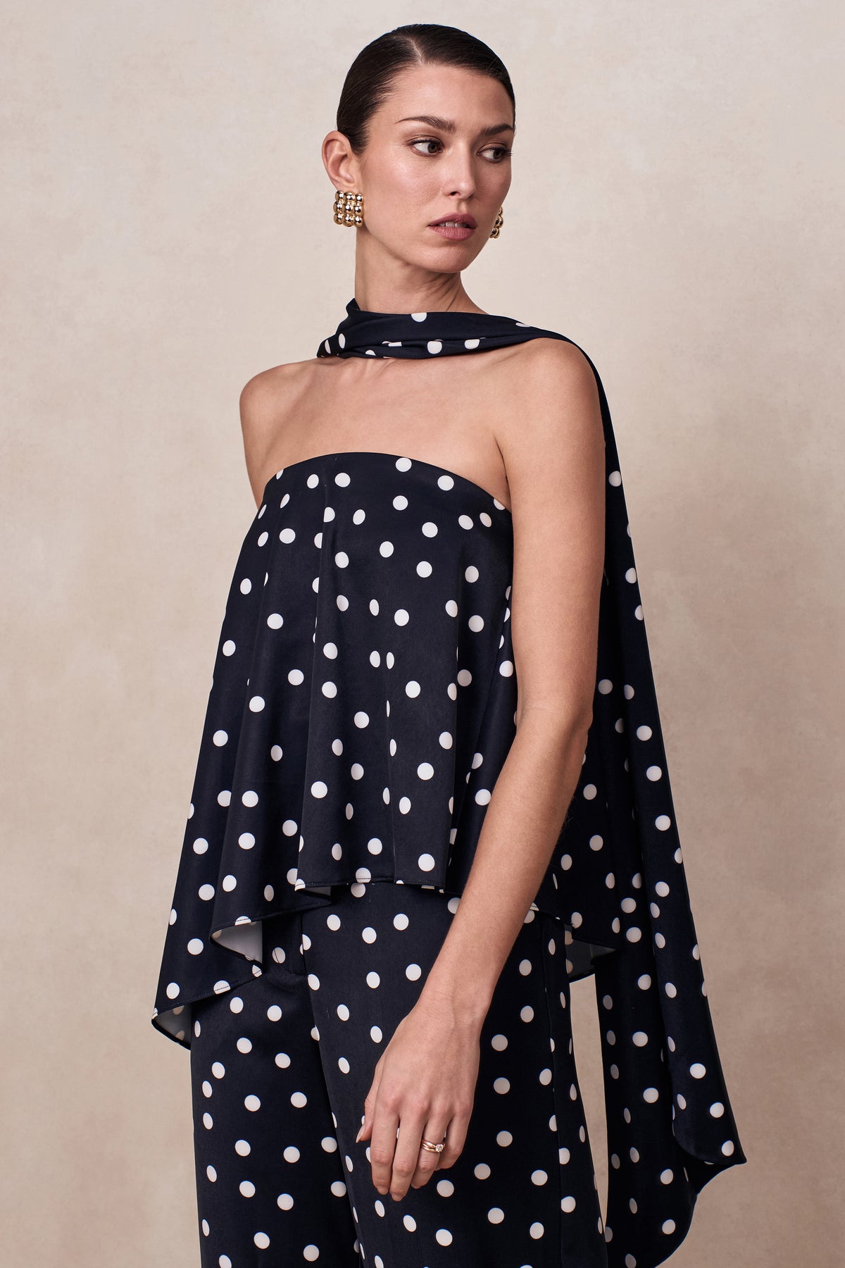 ECM_CL137199001 - Evandra _ Black & White Satin Polka Dot Bandeau Top With Scarf 06.jpg