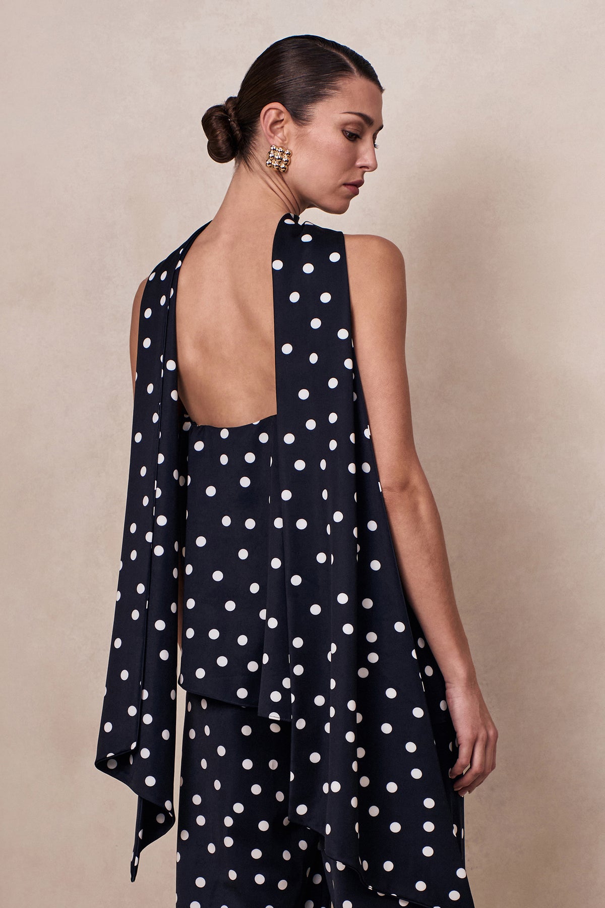 ECM_CL137199001 - Evandra _ Black & White Satin Polka Dot Bandeau Top With Scarf 12a.jpg