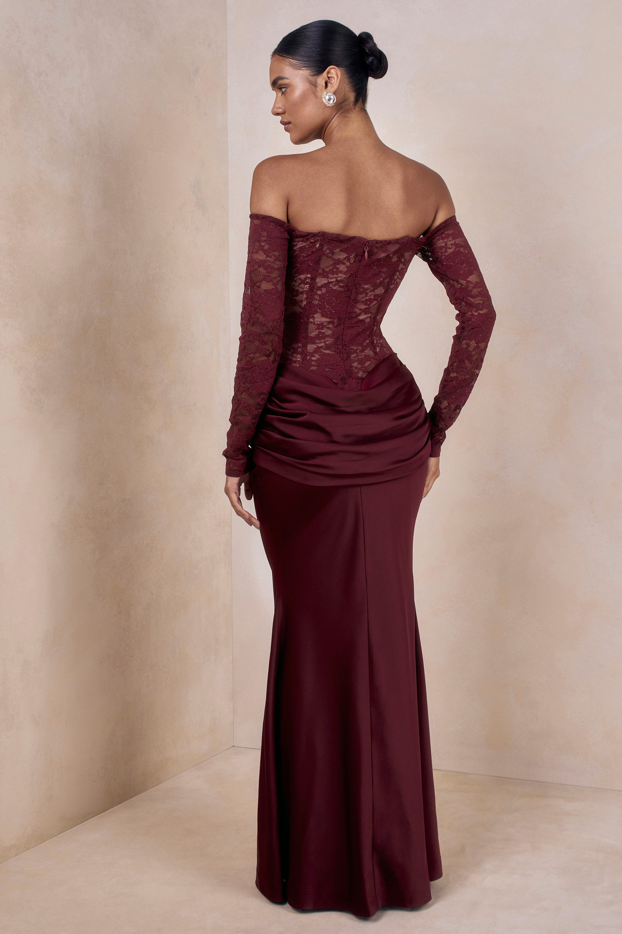 ECM_HR_CL137217102 - Rinna _ Burgundy Lace Bardot-Neck Maxi Dress 5.jpg