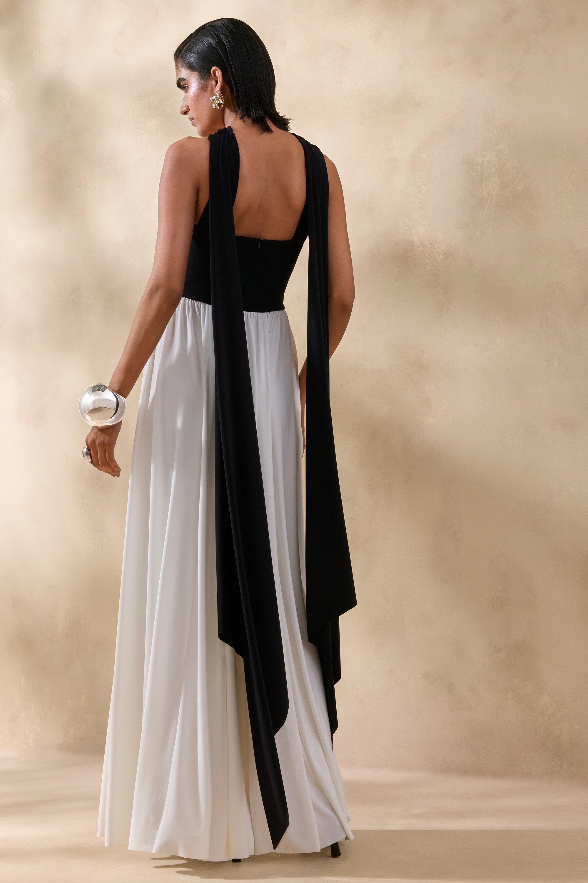 ECM_HR_CL137275002 -  Beamora _ Black & White Bandeau Maxi Dress With Cape 3_2.jpg
