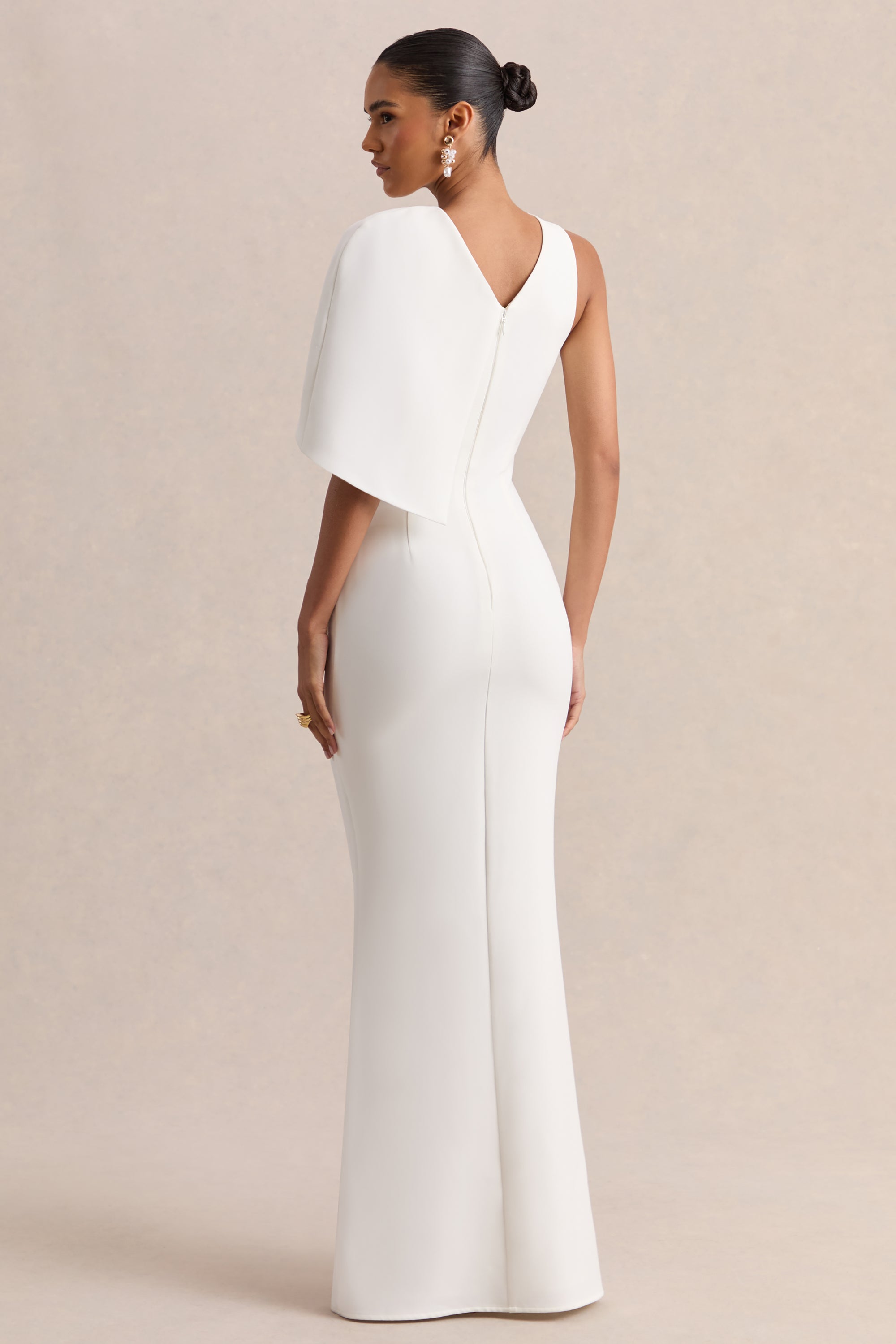 ECM_HR_CL137291061---Quira-_-White-Asymmetric-Neck-Maxi-Dress-With-Cape-Sleeve-06_1.jpg