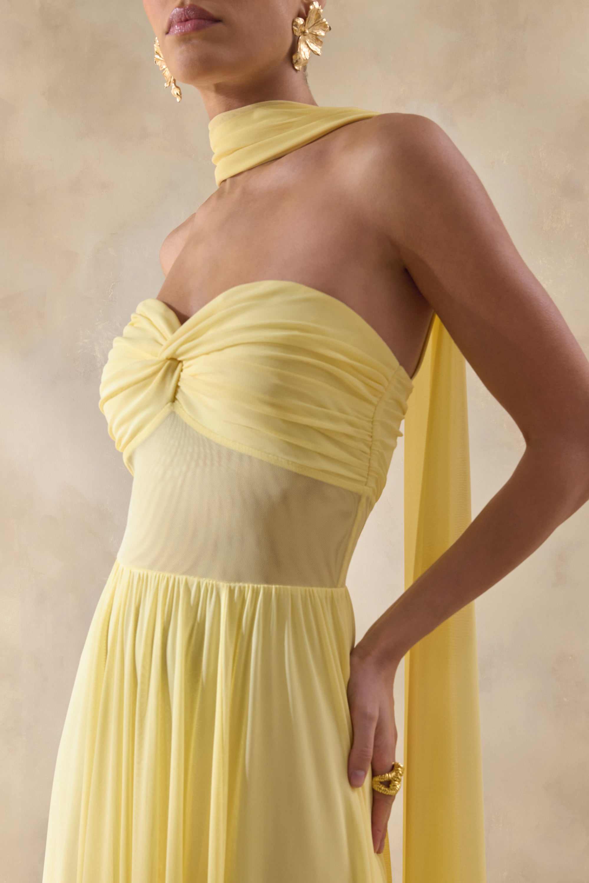 ECM_HR_CL137298121 - Lyvoria | Lemon Bandeau Maxi Dress With Mesh-Detail And Scarf 0.jpg