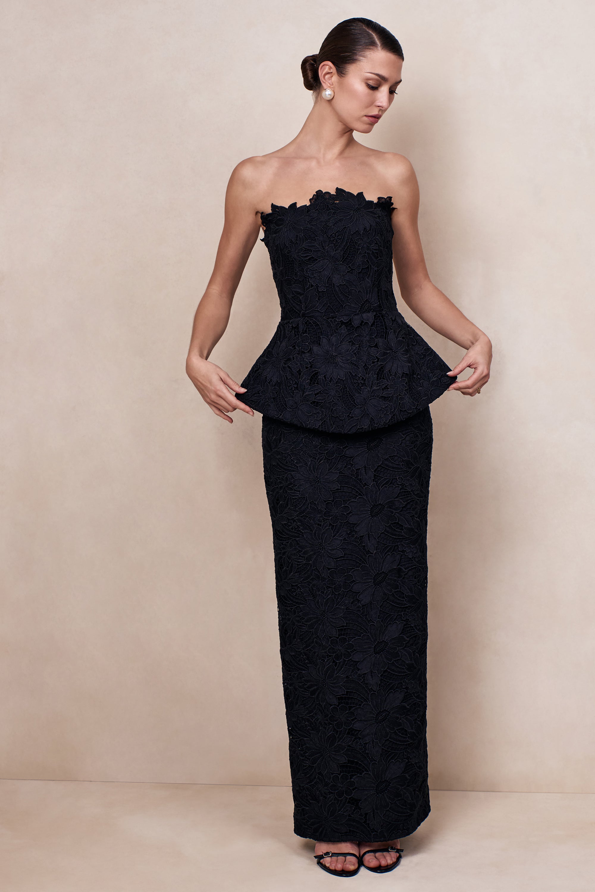 ECM_CL137309001---Delvine-_-Black-Lace-Bandeau-Corset-Maxi-Dress-01.jpg