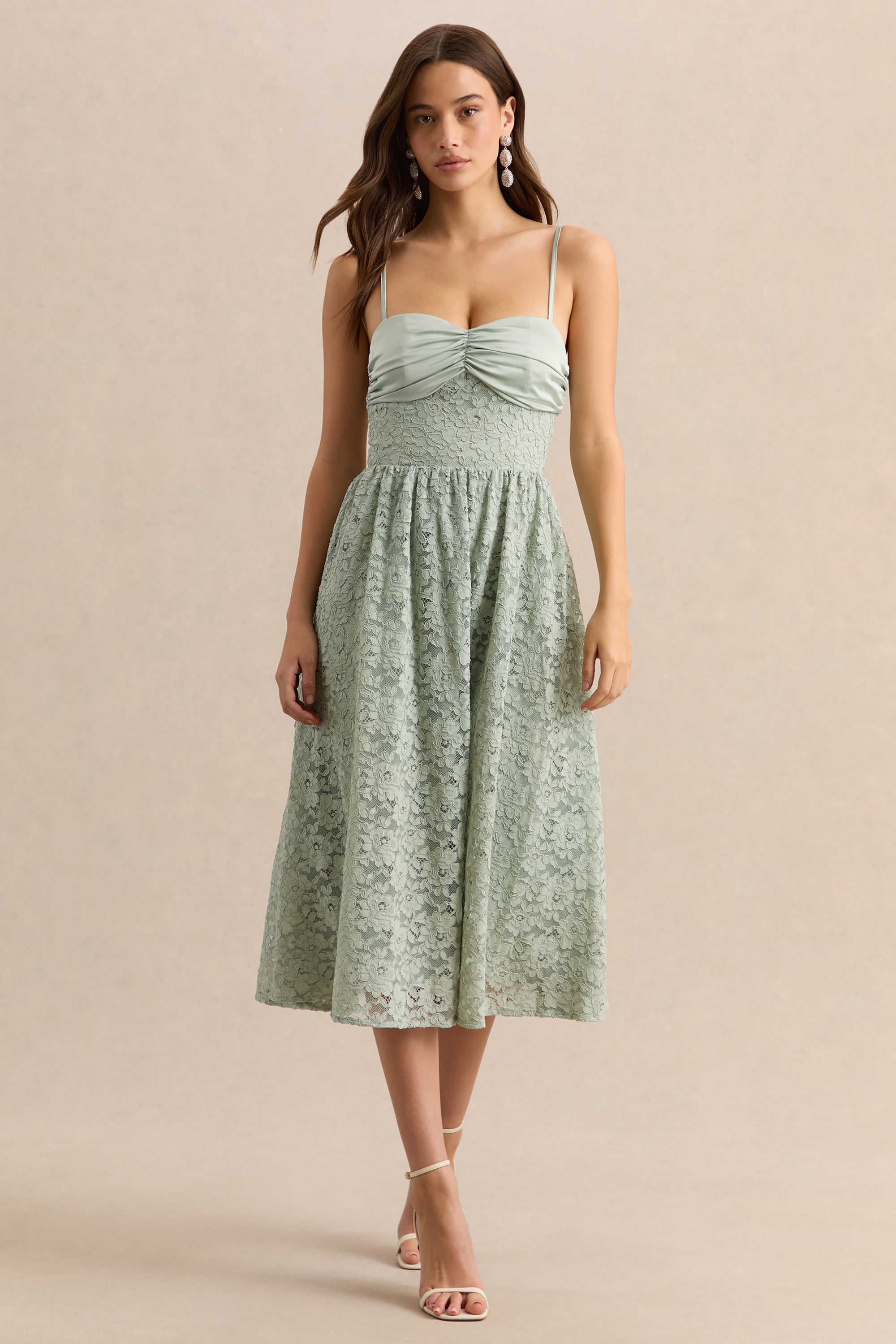 ECM_HR_CL137441033---Gloriana---Sage-Lace-Sweetheart-Neck-Midi-Dress-__-PHOTOSHOOT-05.03.2026-ERGO---RUBY-6.jpg