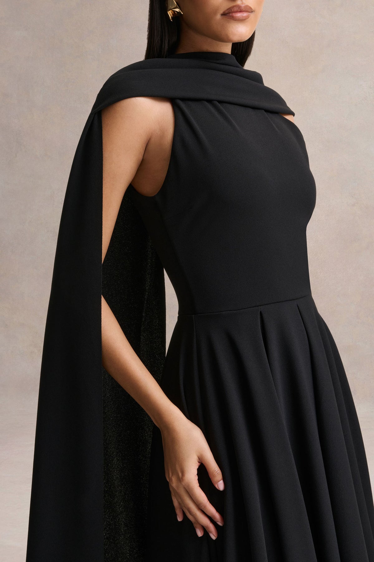 Nova Black High-Neck Midi Dress With Cape-Sleeves – Club L London