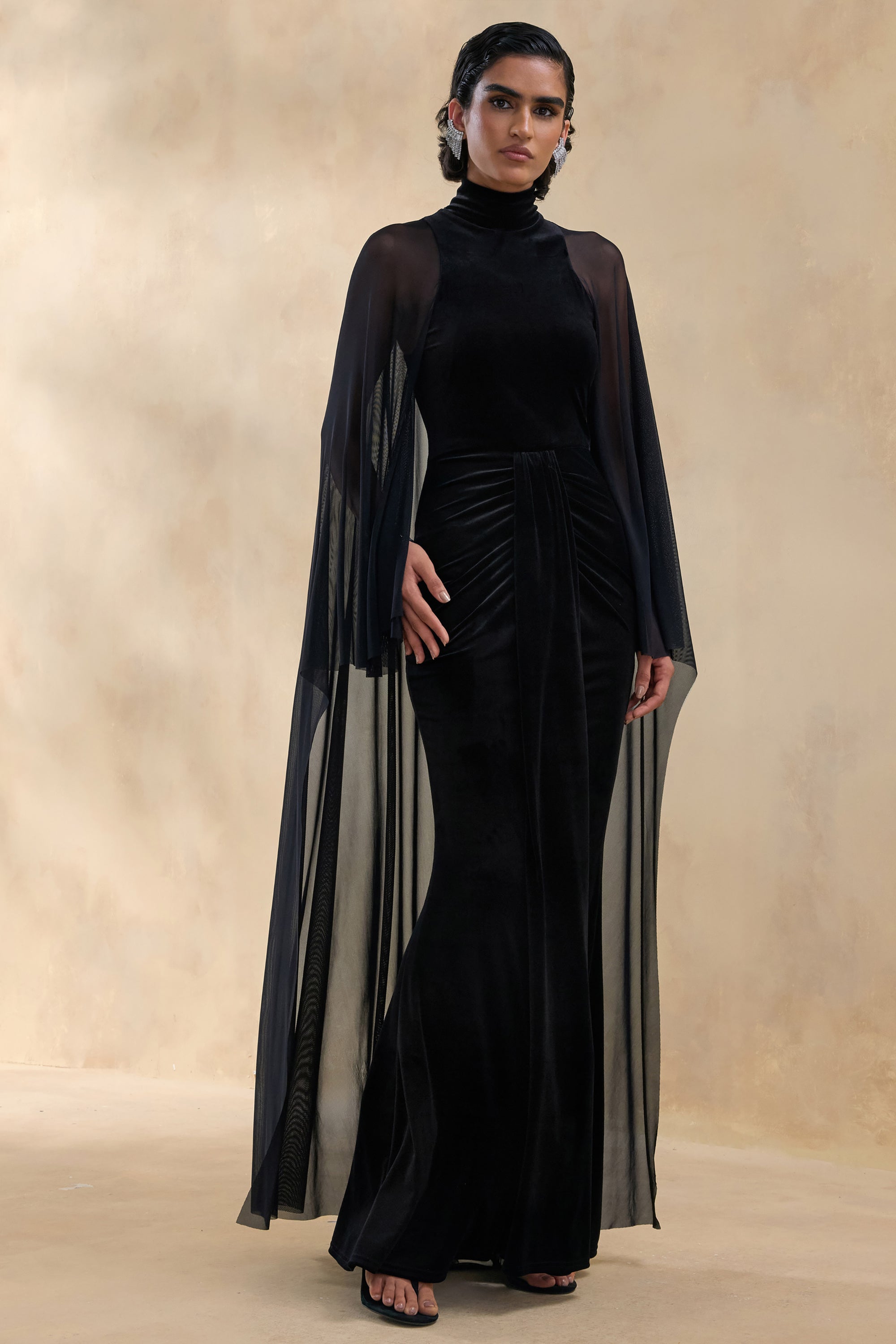 ECM_HR_CL137538001---Adoring-_-Black-Velvet-High-Neck-Maxi-Dress-0.jpg