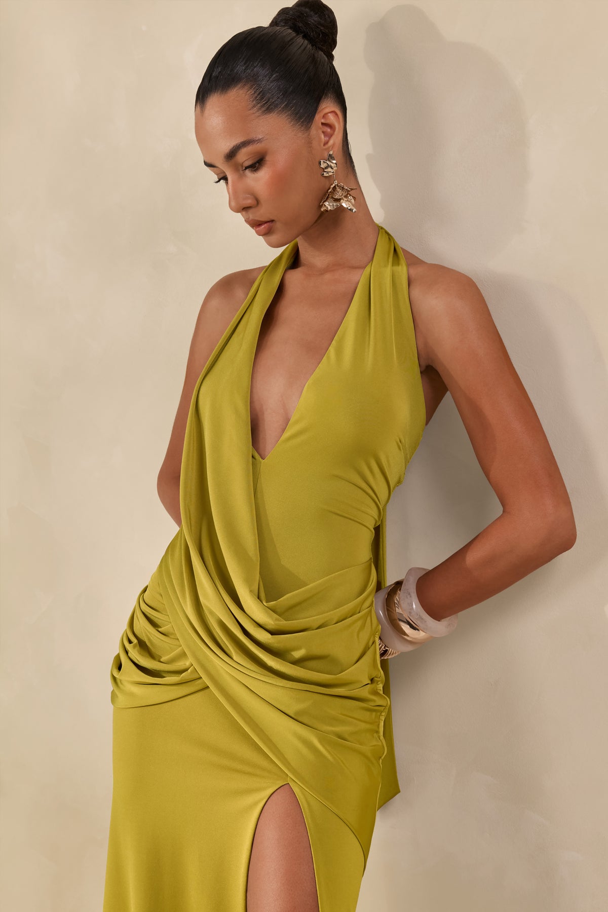 ECM_HR_CL137592031---Junia-_-Olive-Extreme-Plunge-Neck-Maxi-Dress-With-Front-High-Split3.jpg