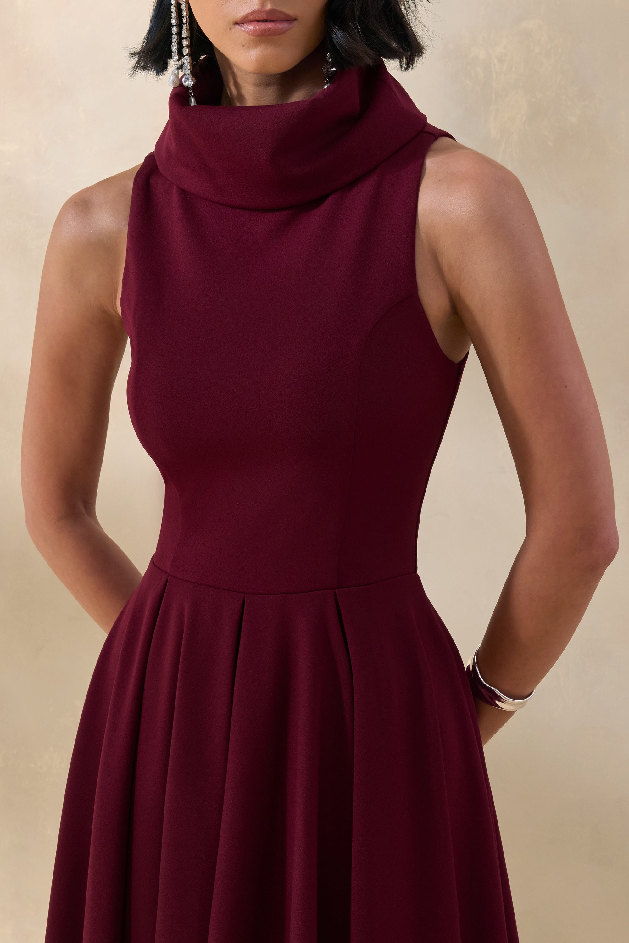 ECM_HR_CL137605102 - Exclusivity _ Burgundy High-Neck Midi Dress 4.jpg