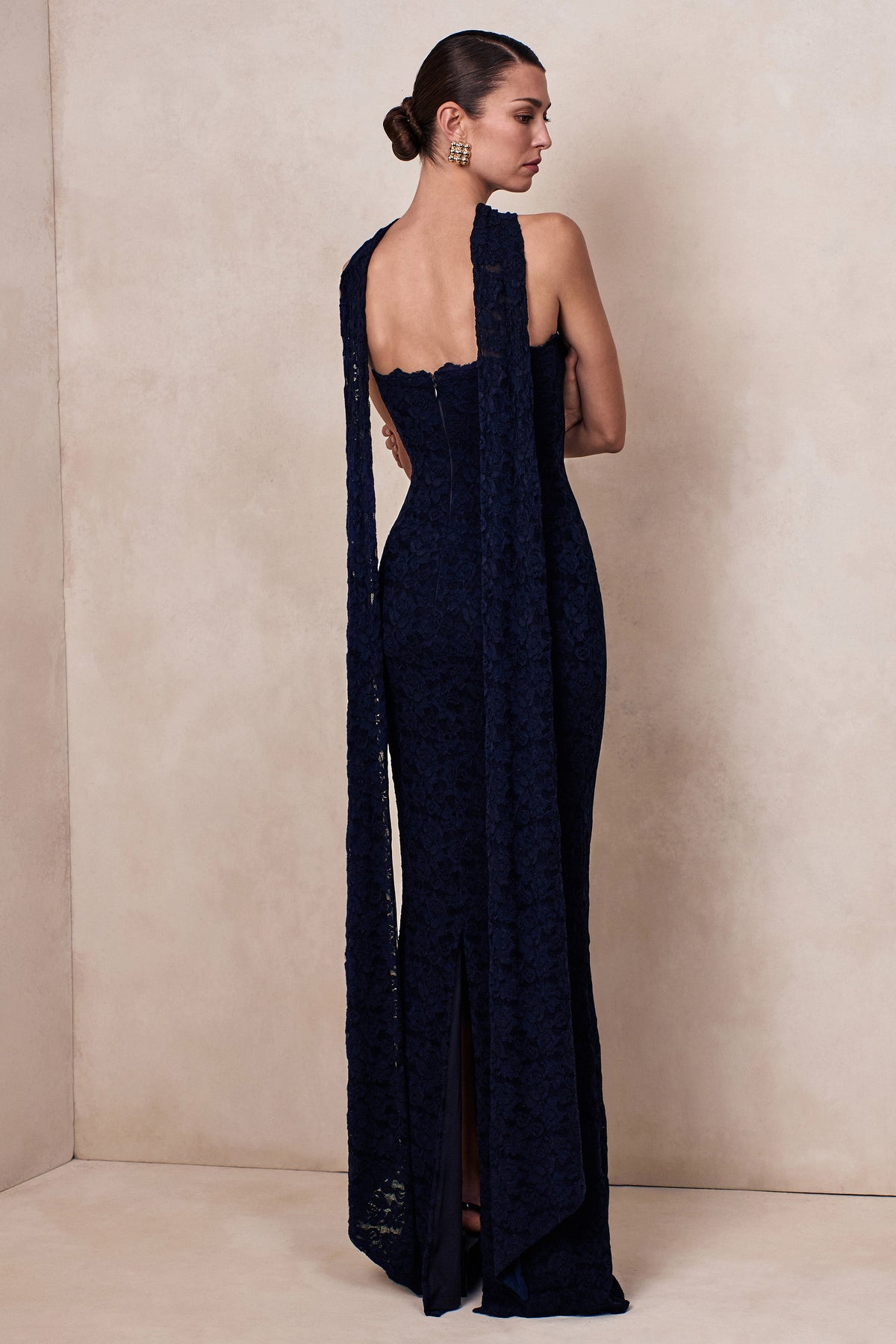 CL13762801006_ECM_CL137628010_-_Massima___Navy_Lace_Bandeau_Maxi_Dress_With_Scarf-Detail_07