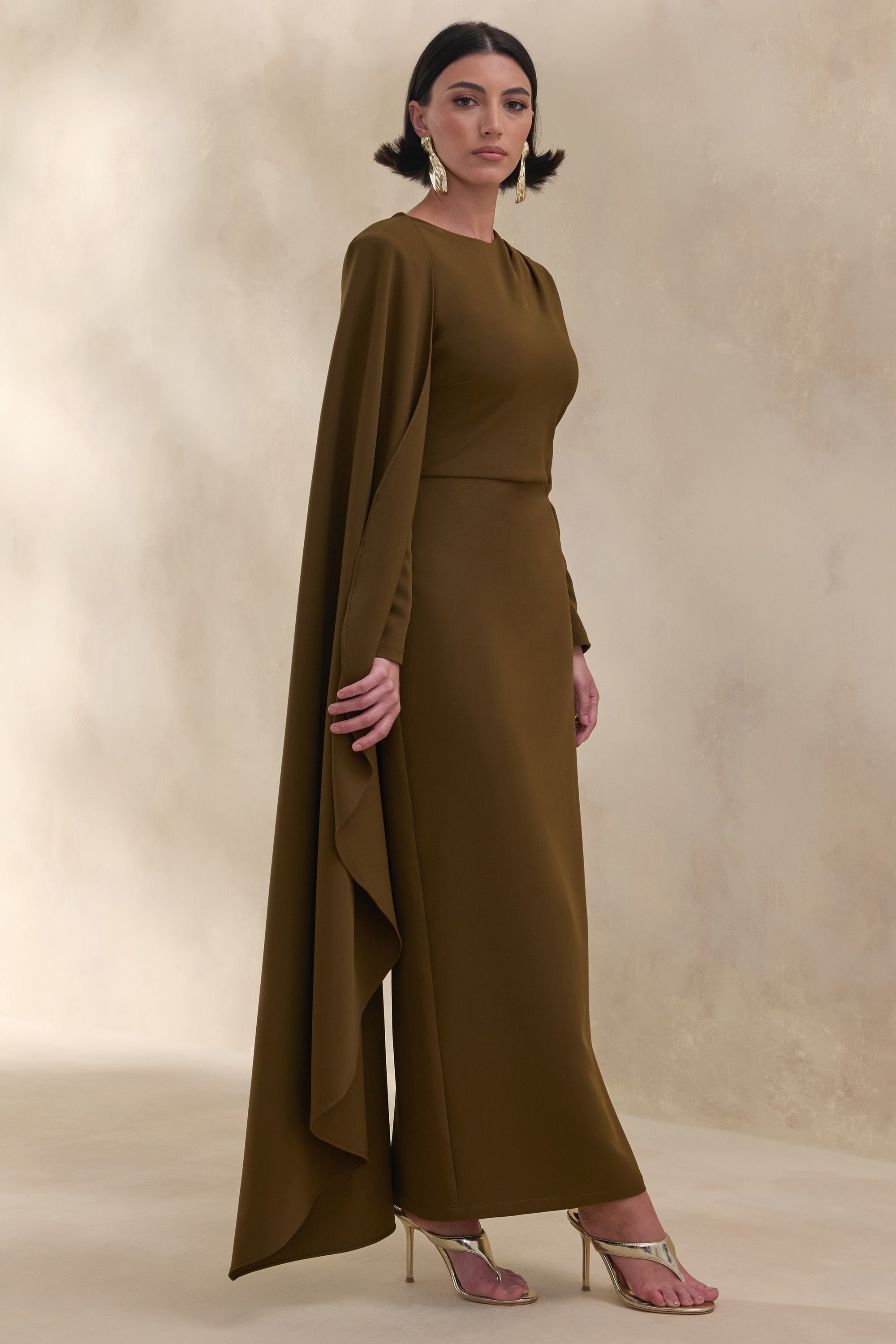 ECM_HR_CL137672031 - Jovea | Olive Round-Neck Maxi Dress With Cape-Sleeve 3.jpg