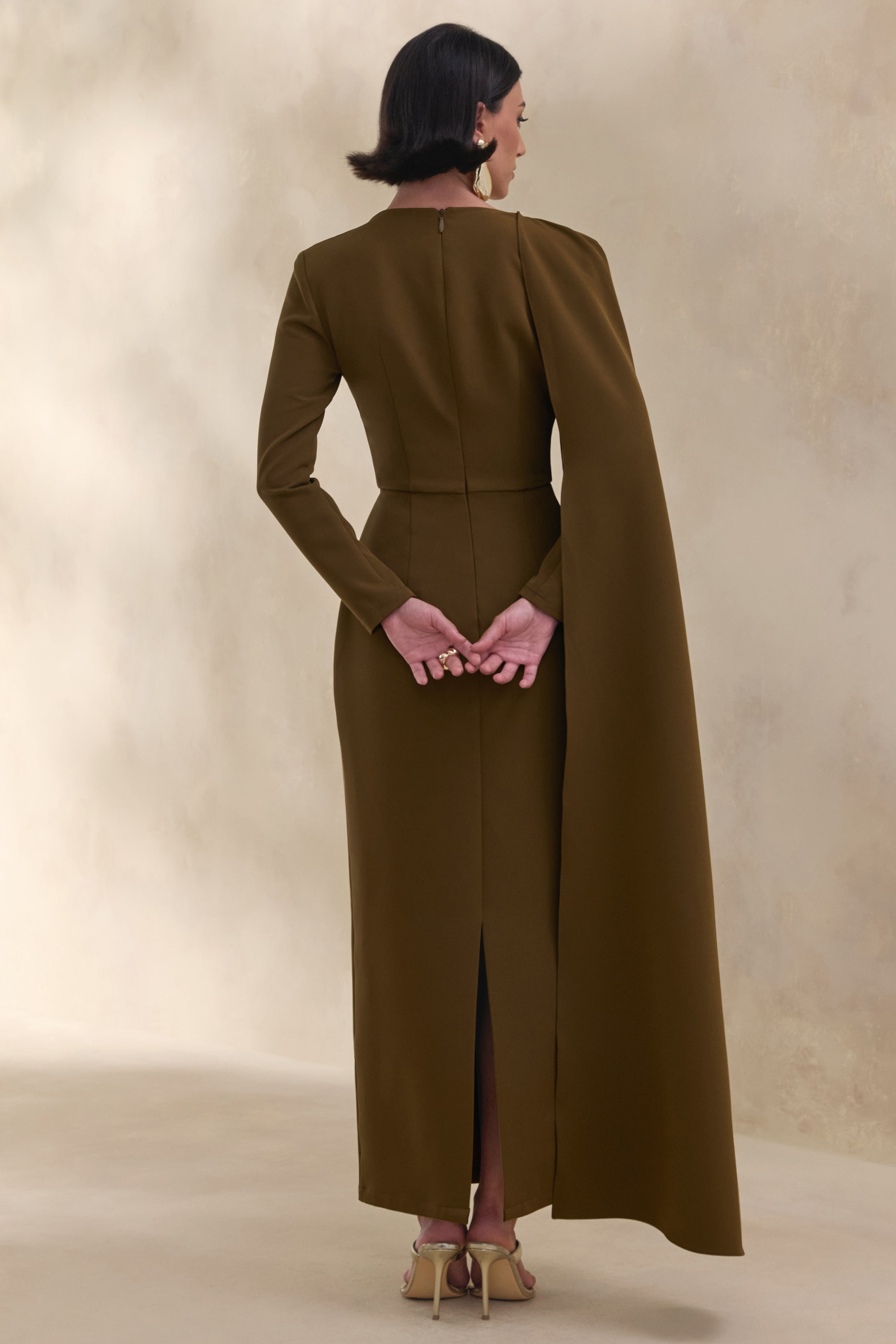 ECM_HR_CL137672031 - Jovea | Olive Round-Neck Maxi Dress With Cape-Sleeve 4.jpg
