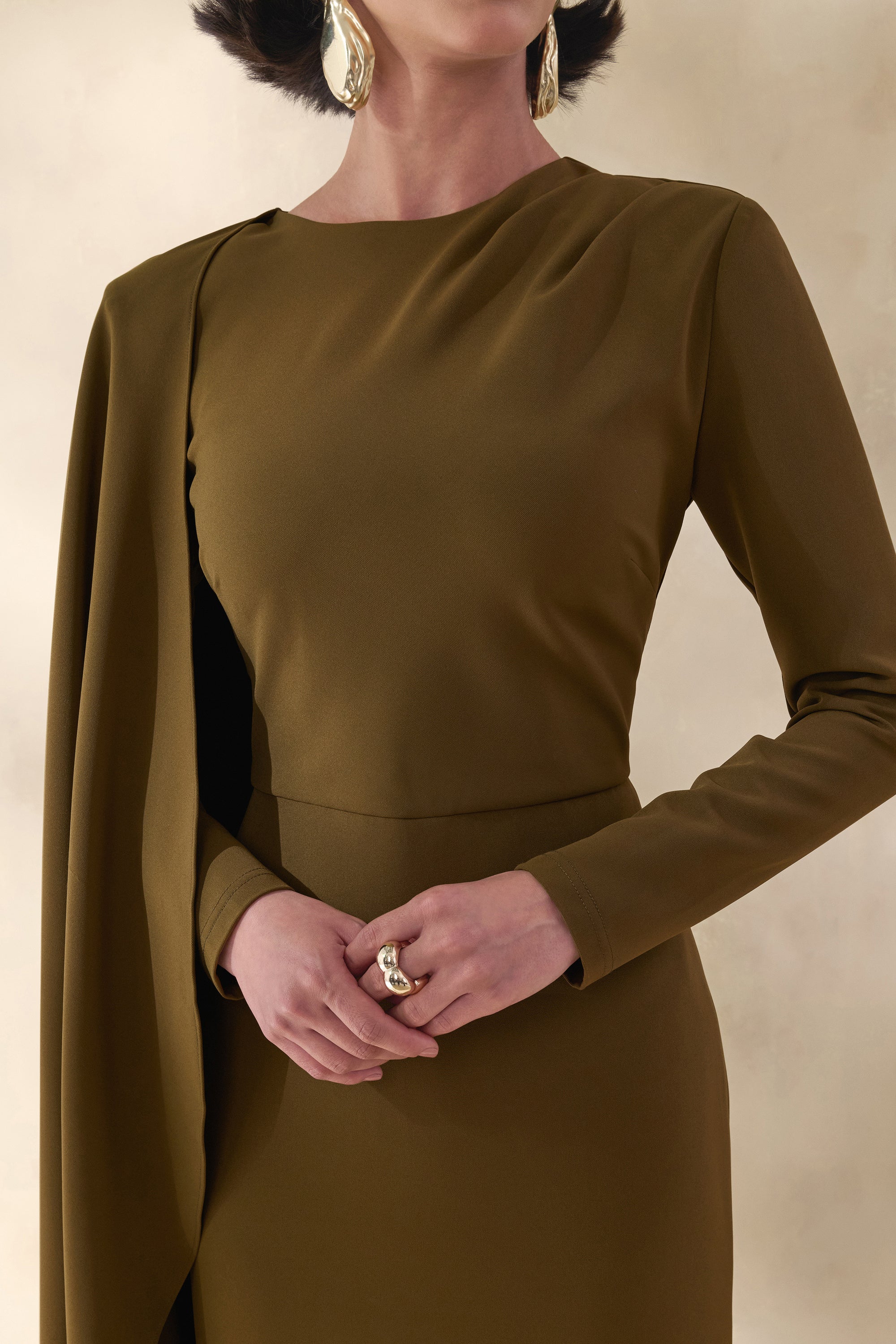 ECM_HR_CL137672031 - Jovea | Olive Round-Neck Maxi Dress With Cape-Sleeve 5.jpg