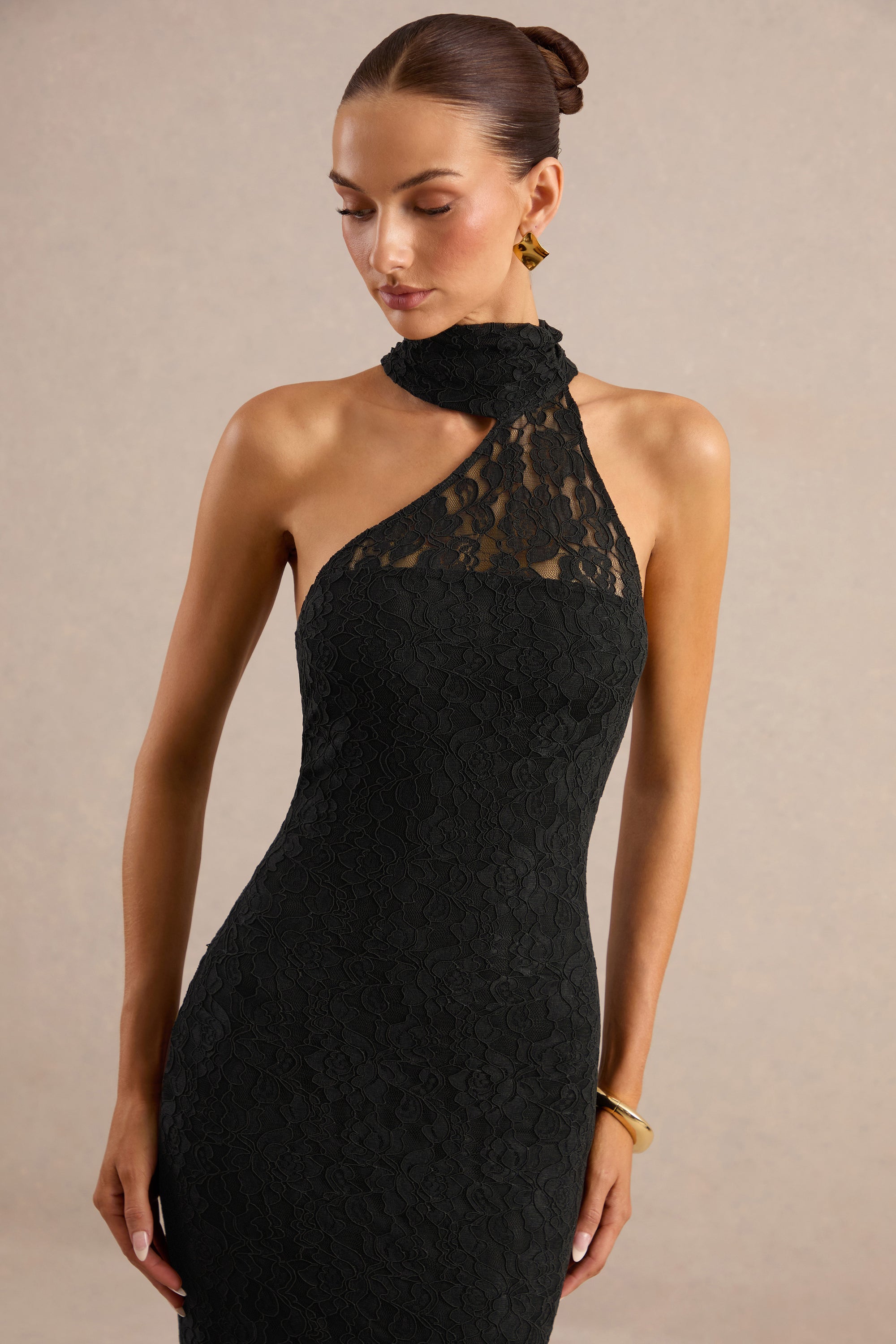ECM_HR_CL137711001 - Almaria | Black Lace Asymmetric-Neck Maxi Dress With Collar-Detail 3.jpg