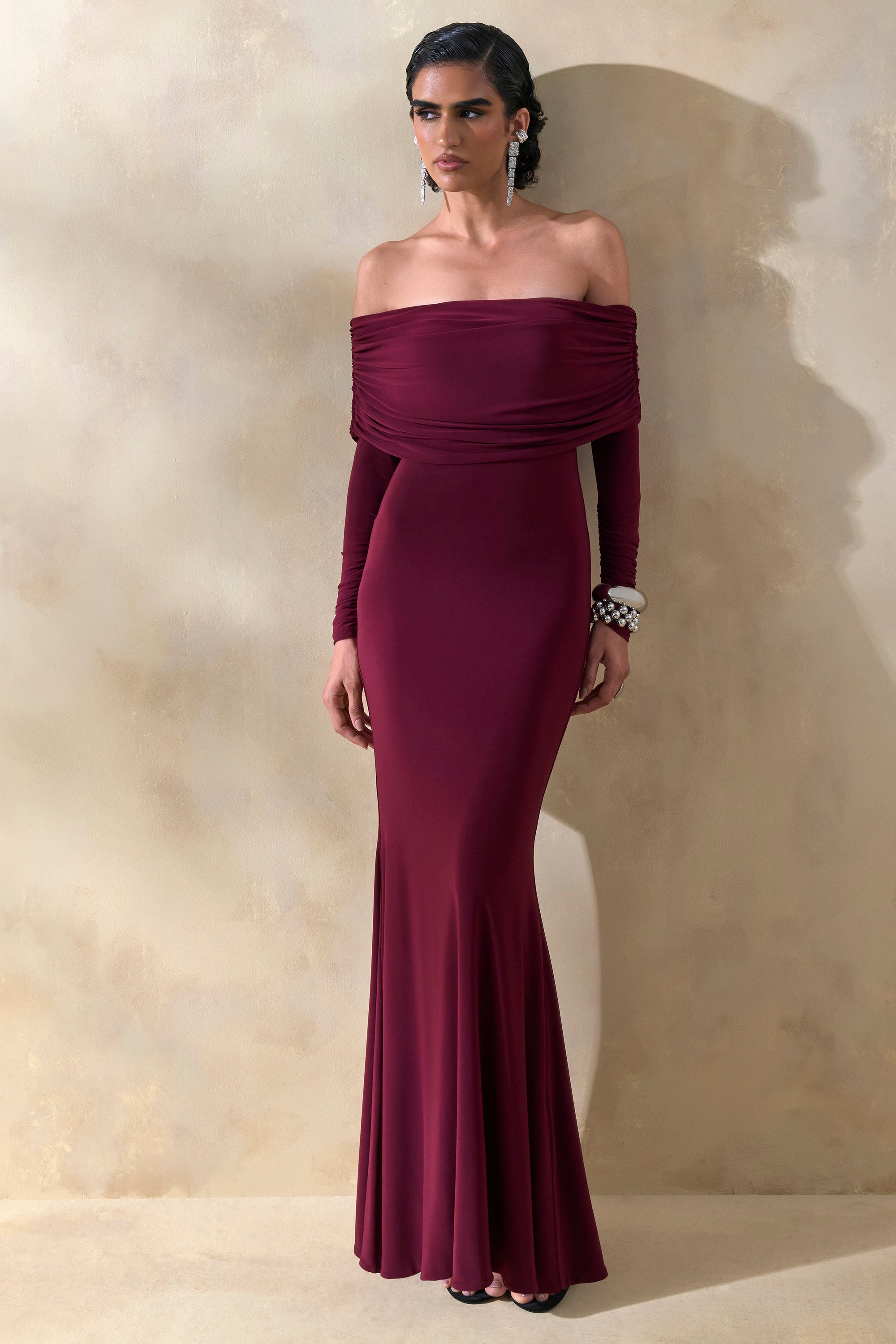 ECM_HR_CL137766102 - Brisea _ Burgundy Bardot-Neck Maxi Dress 3.jpg