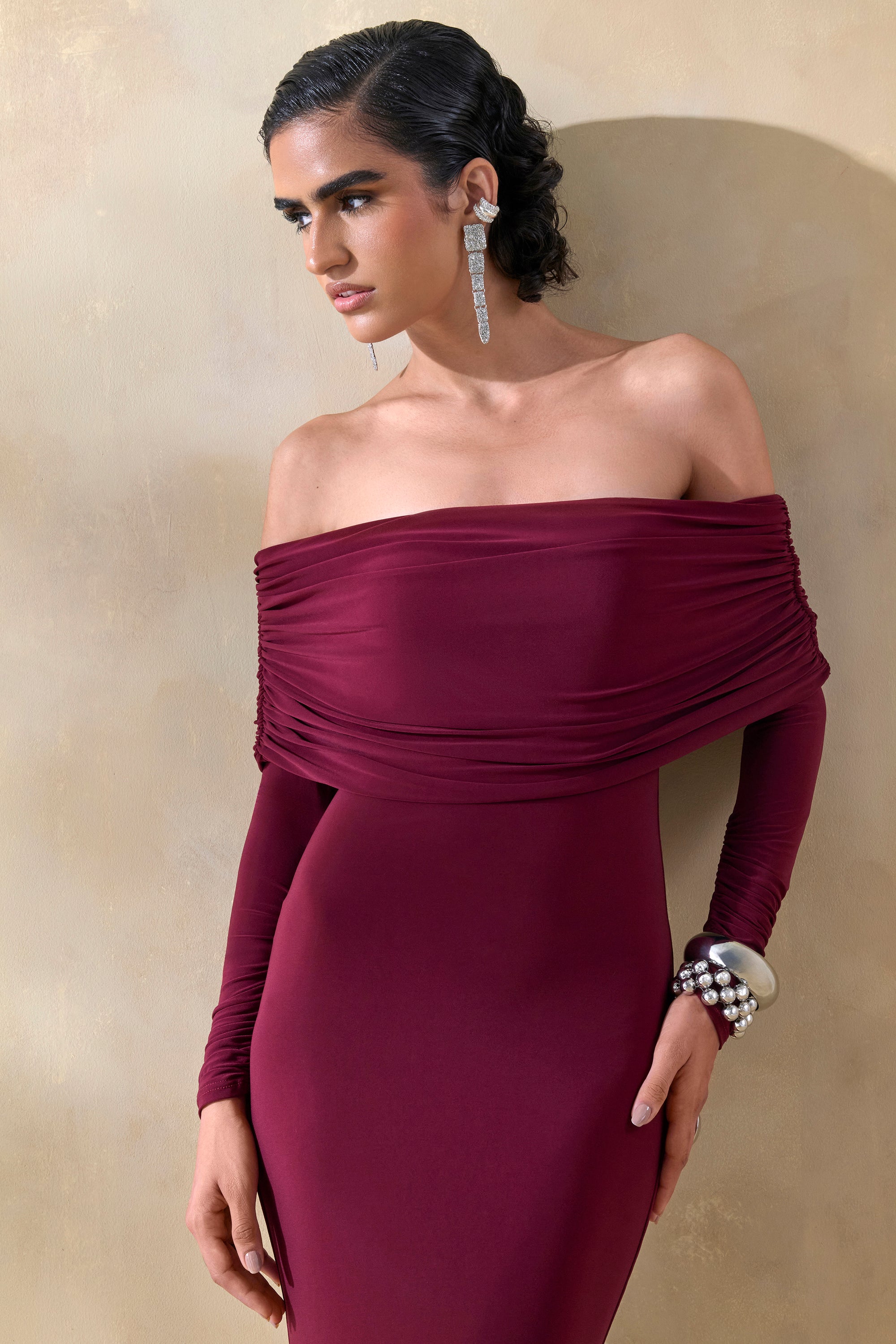 ECM_HR_CL137766102 - Brisea _ Burgundy Bardot-Neck Maxi Dress 4.jpg