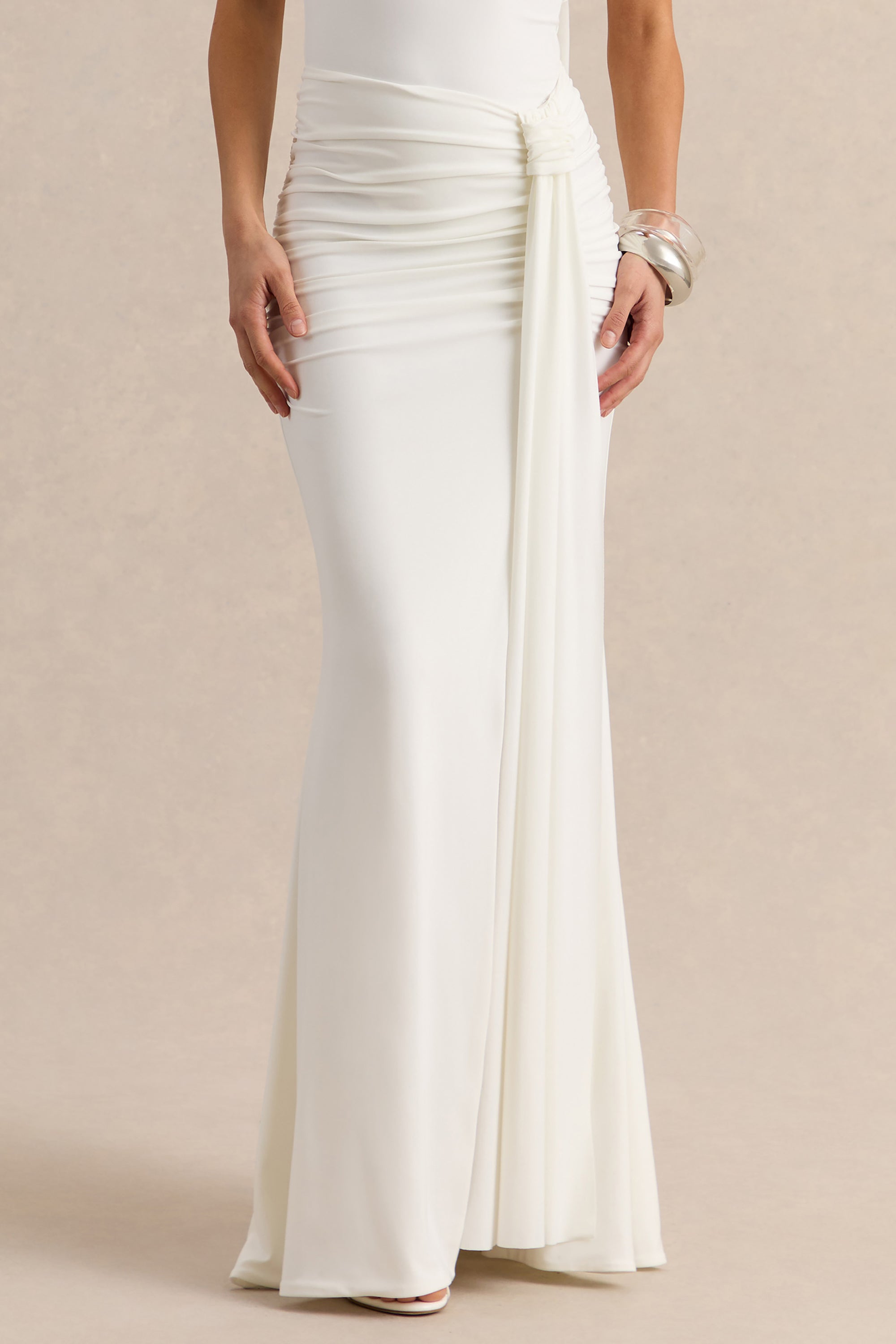 ECM_HR_CL137841110---Eowyn-_-White-Ruched-Maxi-Skirt-With-Front-Split-1.jpg