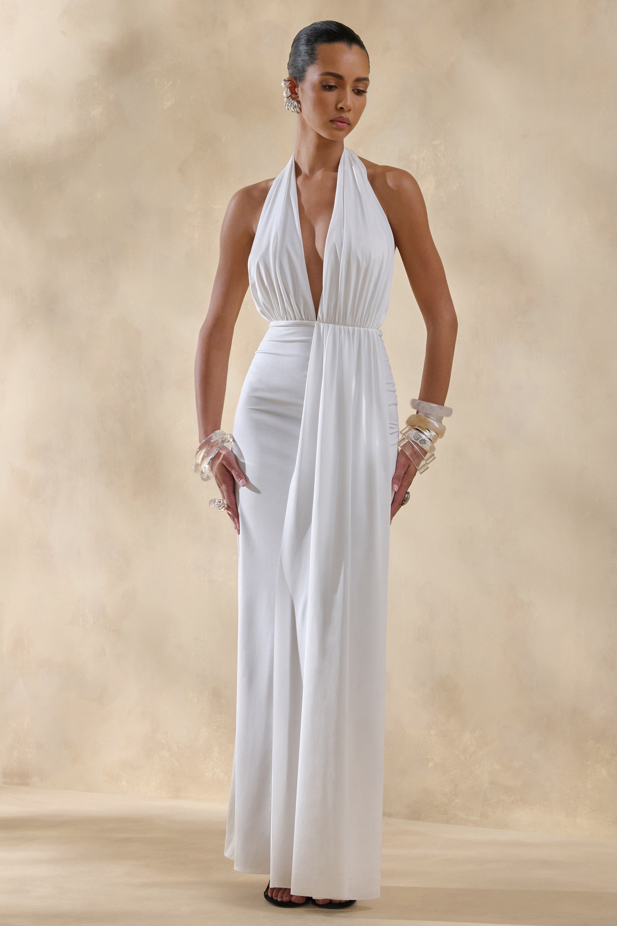 Doria | White Plunge-Neck Maxi Dress – Club L London