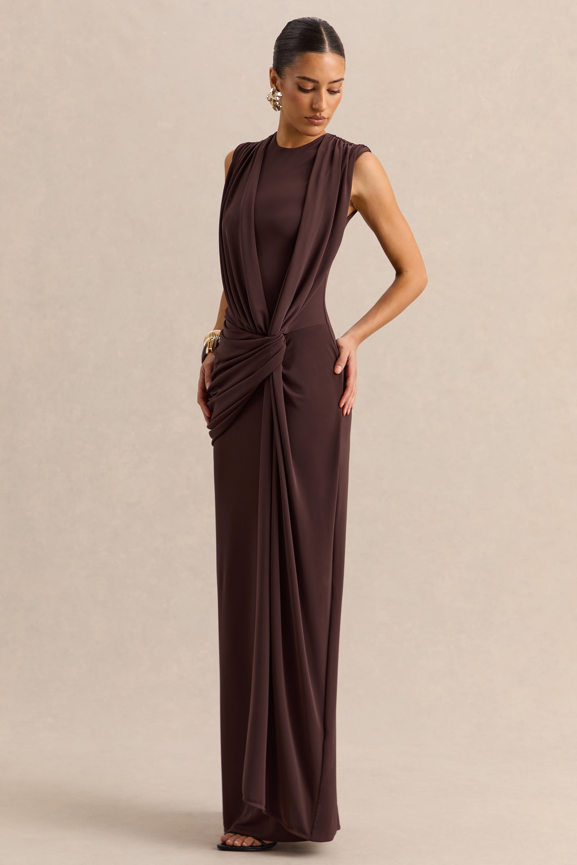 ECM_HR_CL137865021---Blythia---Brown-Round-Neck-Maxi-Dress-With-Gathered-Detailing--7.jpg
