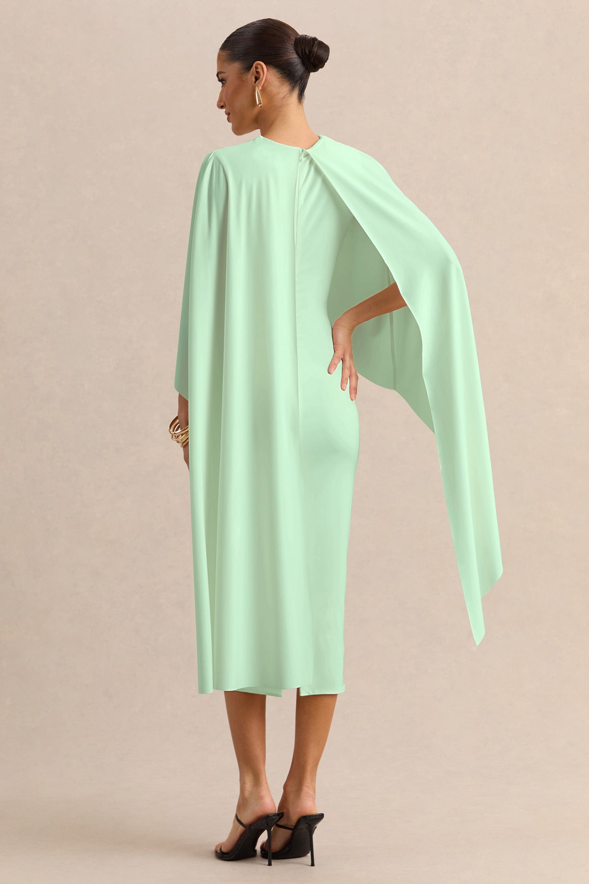 ECM_HR_CL137912037 - Luxalyn Green Round-Neck Midi Dress With Cape-Detail_02.jpg