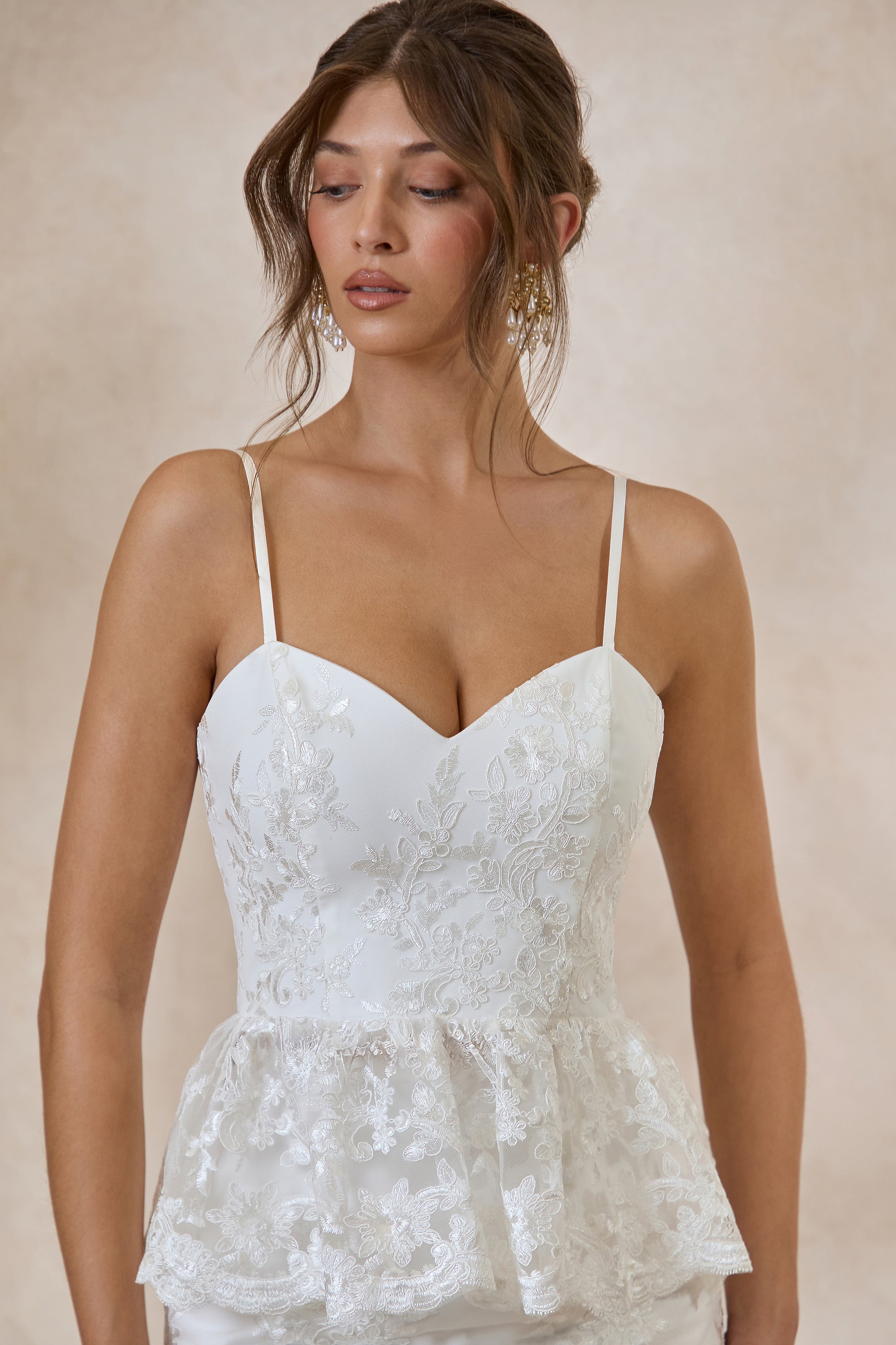 ECM_HR_CL138000110 - Revia _ White Lace Sweetheart-Neck Top 4.jpg