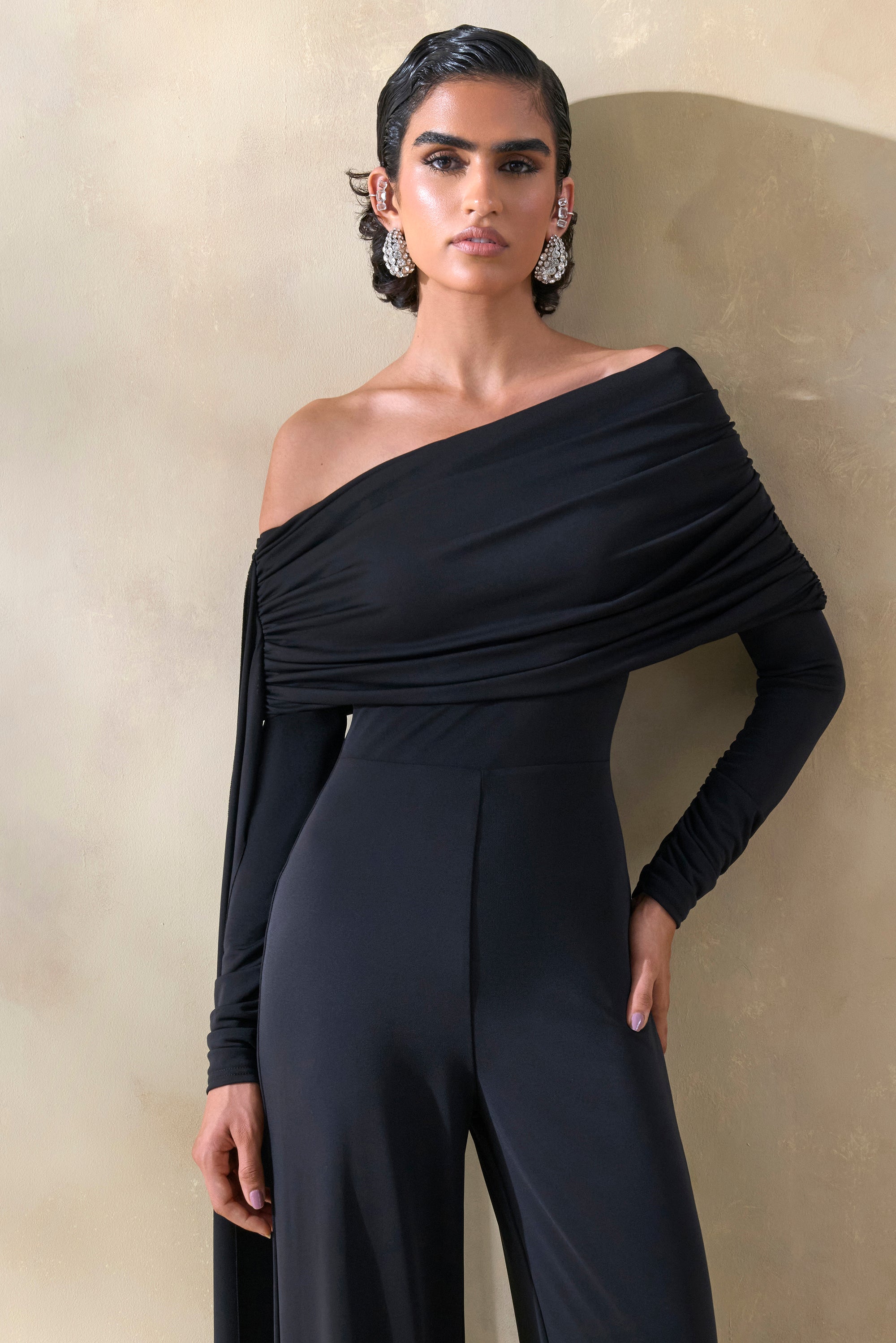 ECM_HR_CL138036001 - Elova _ Black Bardot-Neck Jumpsuit With Sash 4.jpg