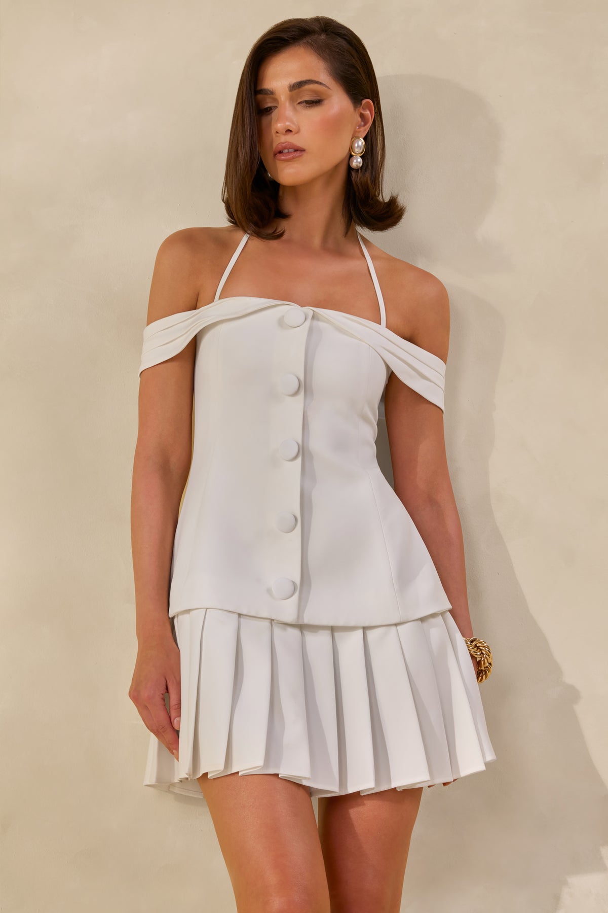 ECM_HR_CL138092110---Celeta-_-White-Bardot-Neck-Mini-Dress-With-Button-Detailing-And-Pleated-Hem6.jpg