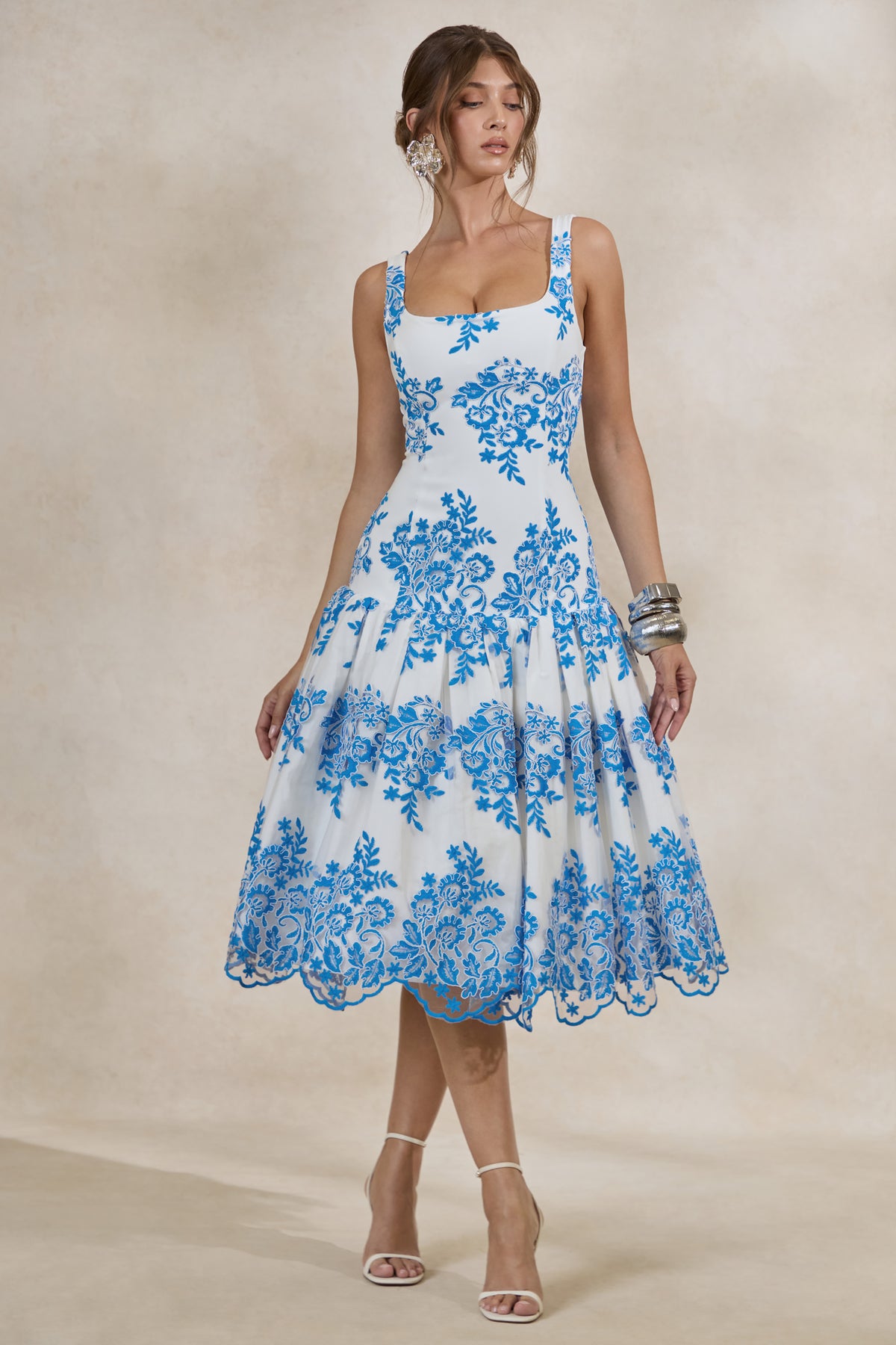 ECM_HR_CL138095016---Mayra-_-Blue-Lace-Square-Neck-Midi-Dress-With-Voluminous-Skirt0.jpg