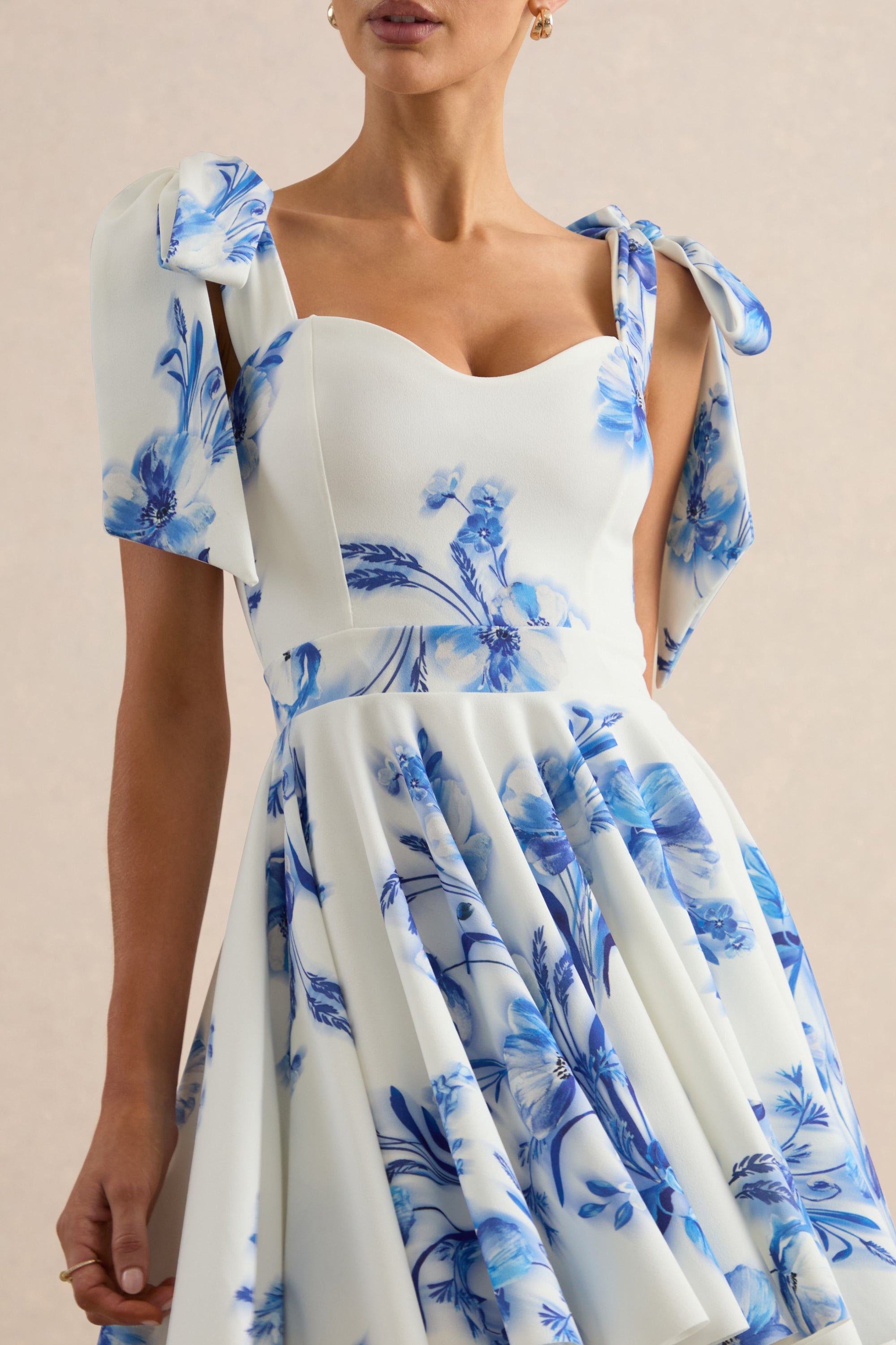 Ismeray blue CL138568153_0886.jpg