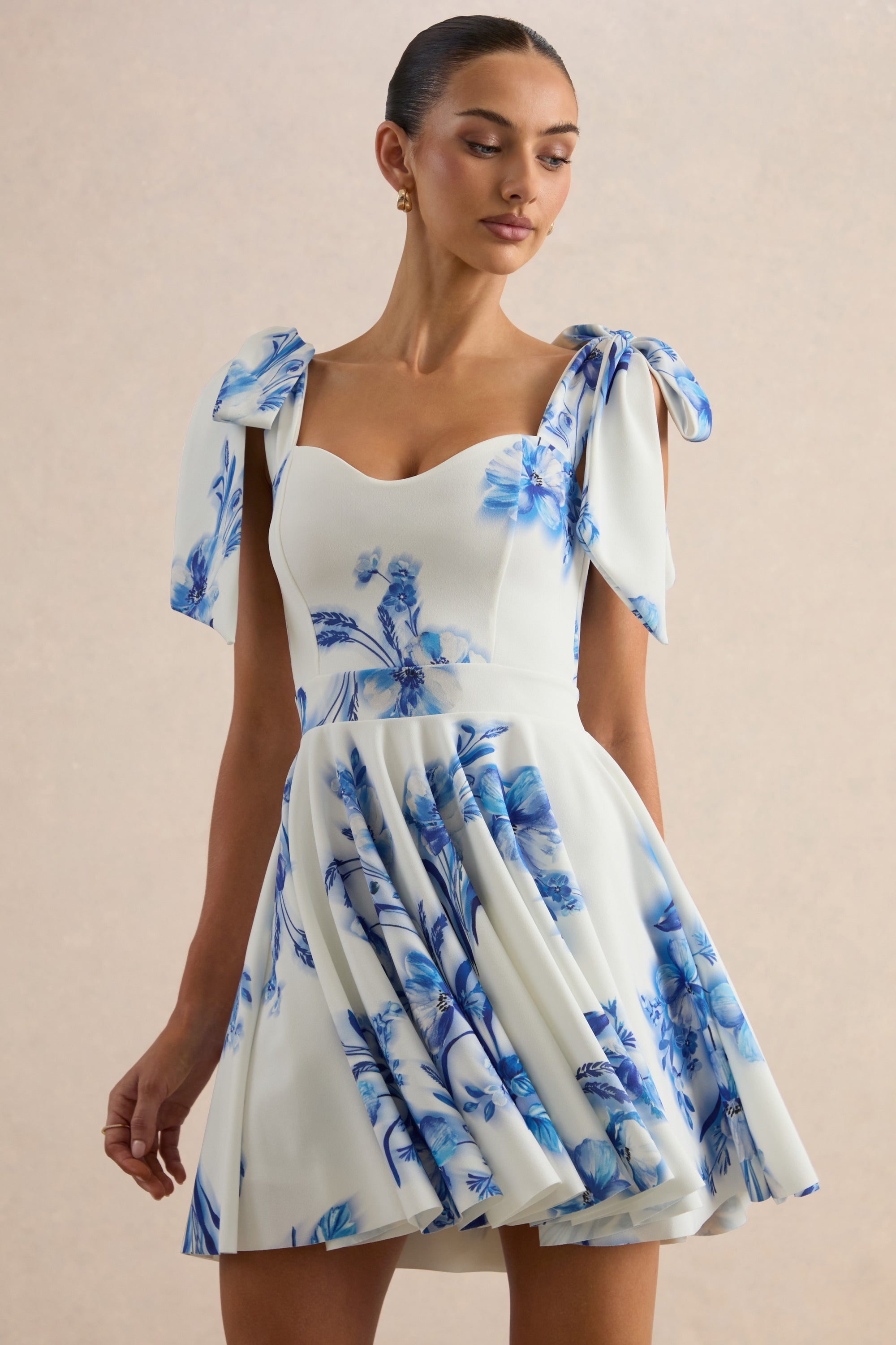 Ismeray blue CL138568153_0899.jpg