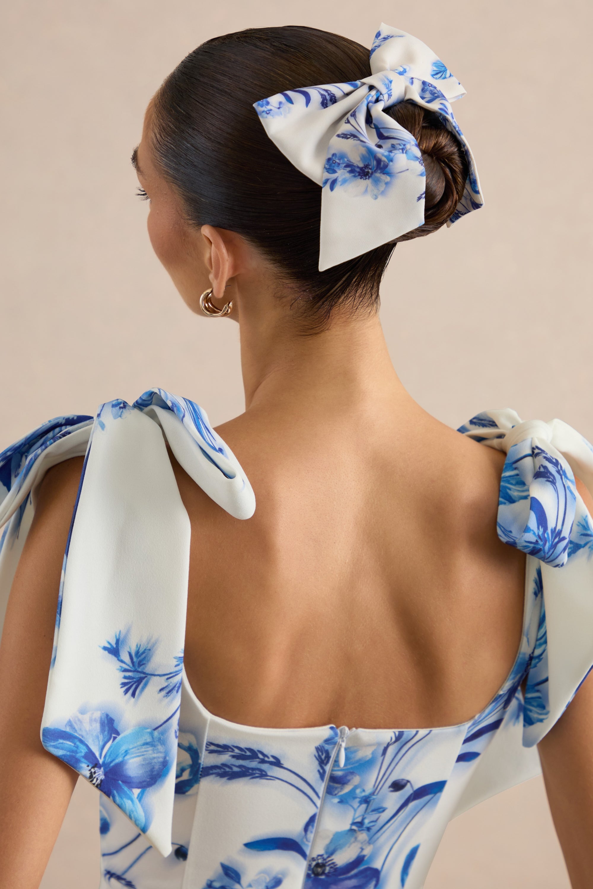 ECM_HR_CL138596110 - Tullia | Blue and White Floral Print Hair Bow1.jpg