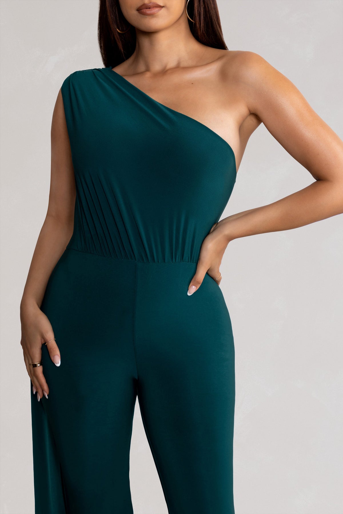 WB_BR_CC_HR_CL123778-AuroraDeepGreenOneShoulderCapeSleeveJumpsuit0