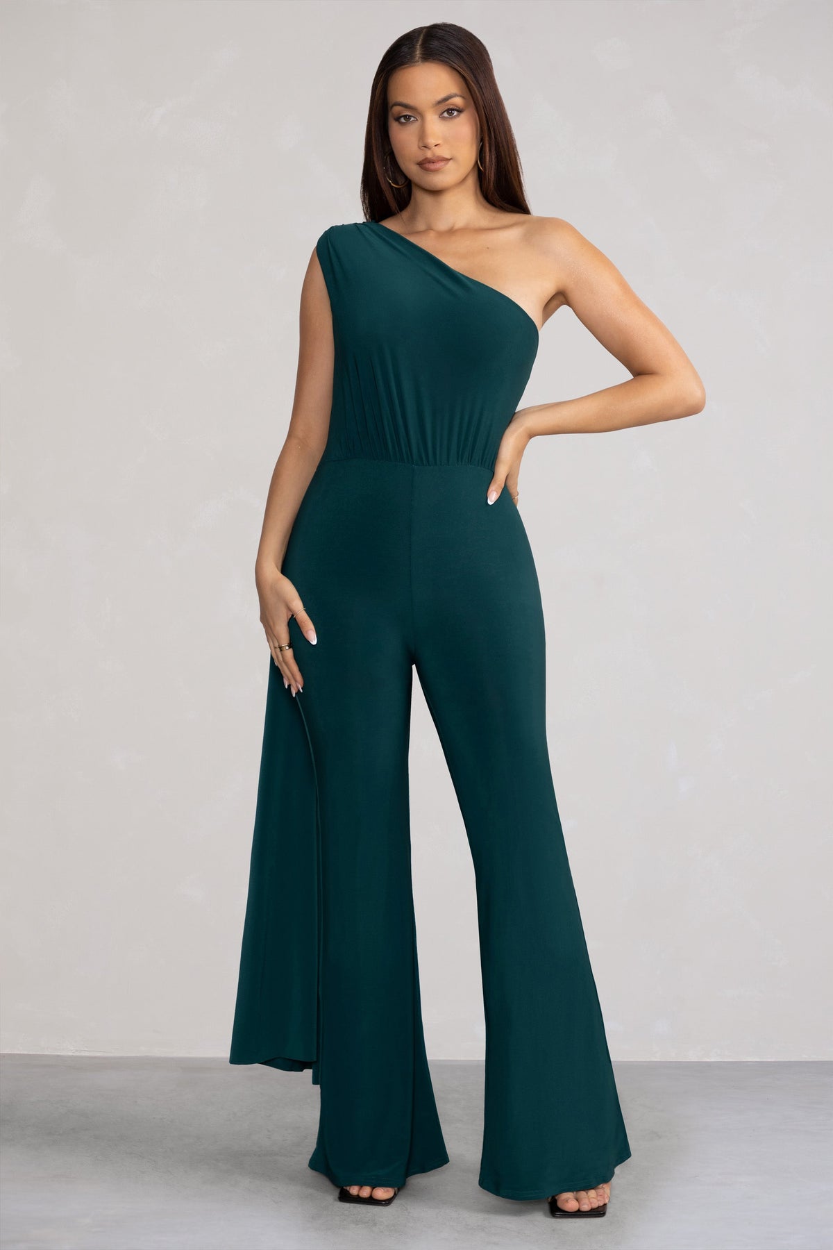 WB_BR_CC_HR_CL123778-AuroraDeepGreenOneShoulderCapeSleeveJumpsuit2