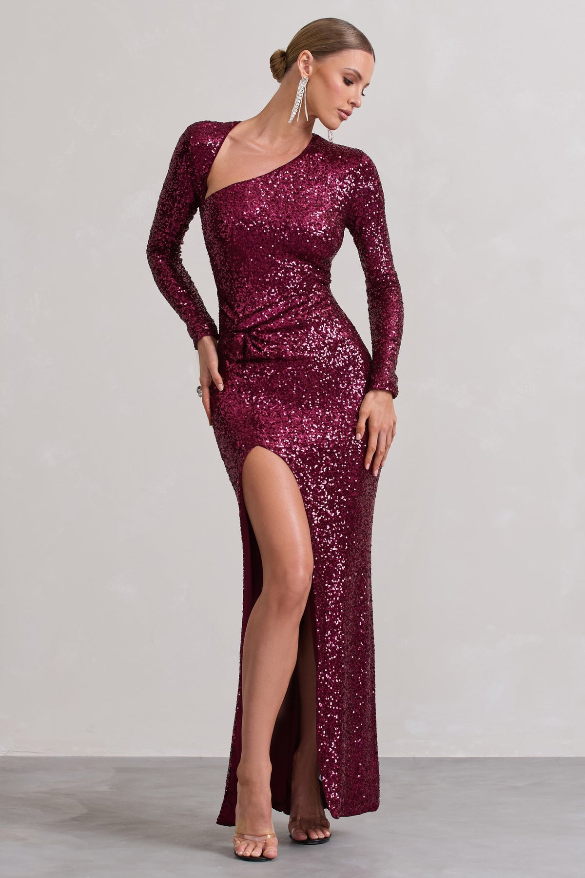 Remarkable | Burgundy Sequin Long-Sleeved Twisted Maxi Dress