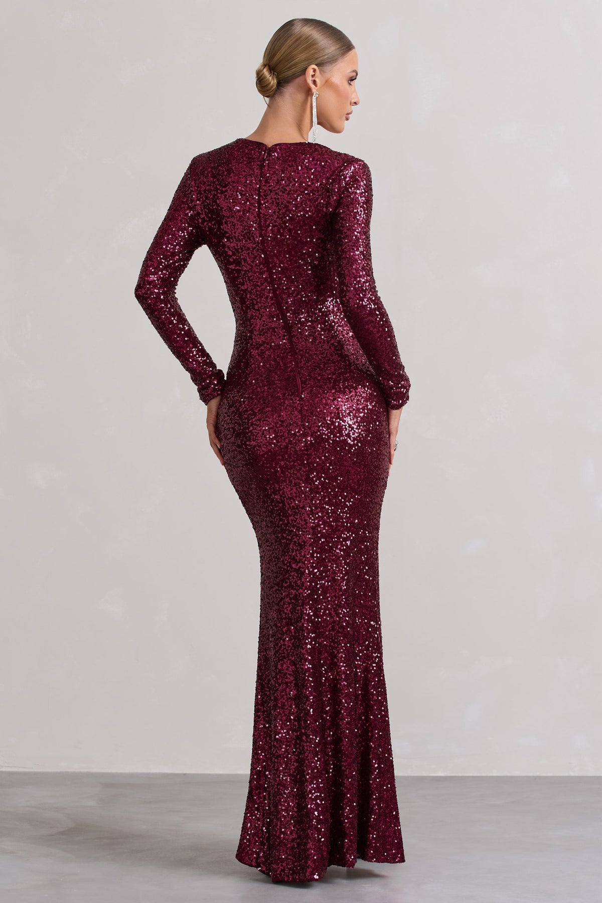 Remarkable | Burgundy Sequin Long-Sleeved Twisted Maxi Dress