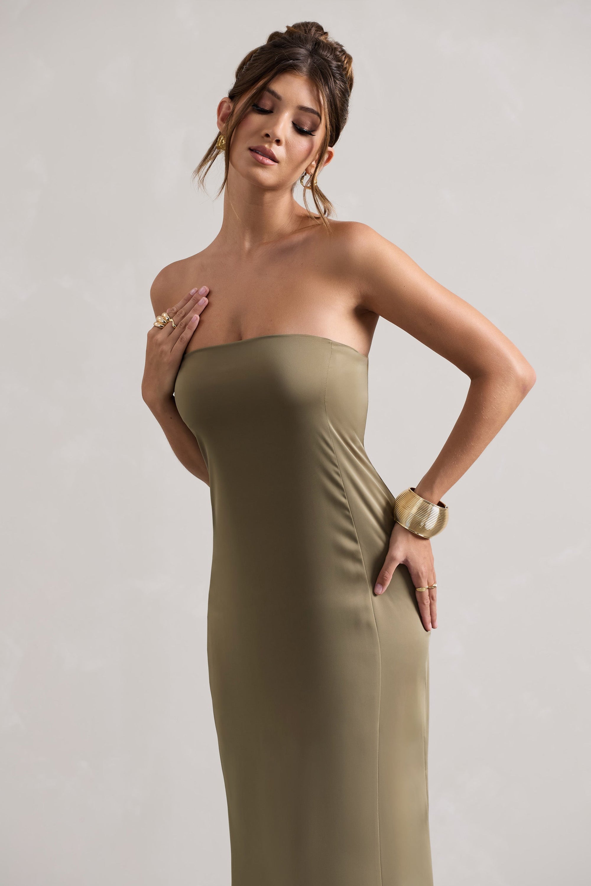 WB_CC_HR_CL132394113-AzraOliveSatinBandeauMaxiDress3