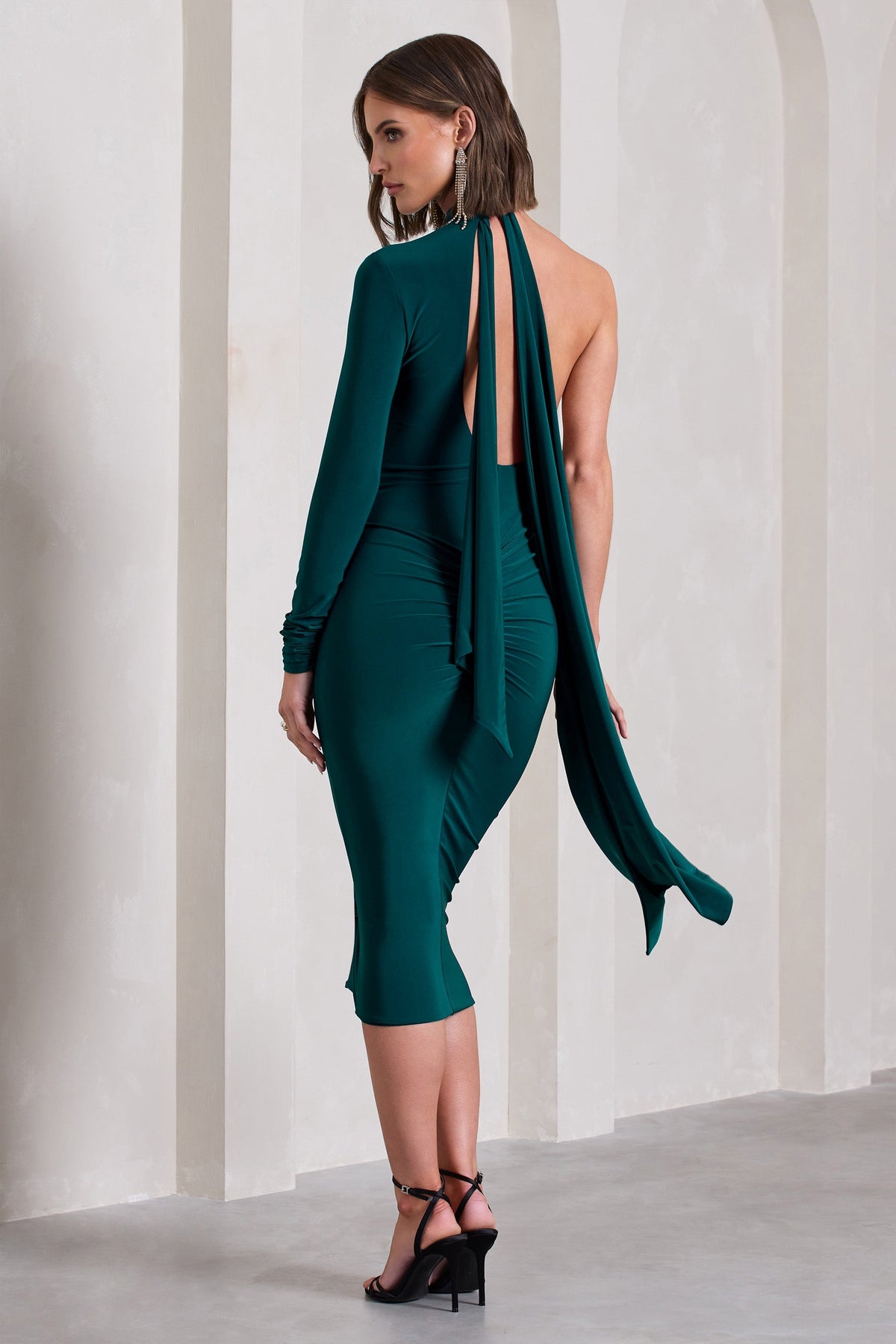 Liz | Bottle Green Asymmetric Halter-Neck Open-Back Midi Dress With Sash