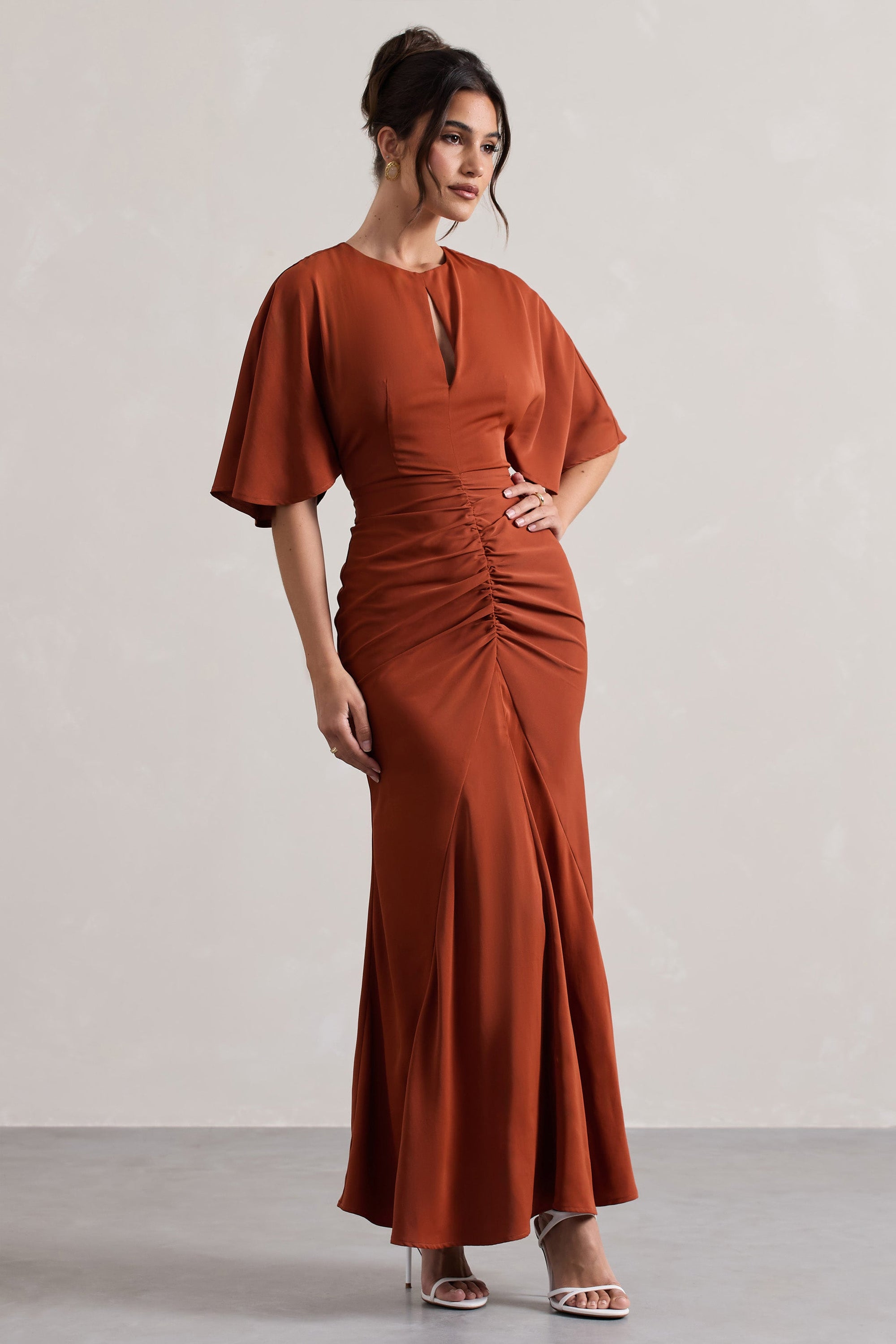WB_CL132229165-ElidyTerracottaRuchedFlutter-SleeveCut-OutMaxiDress5_4c9f4eb4-c04f-49e3-8e18-7bd147795ffa