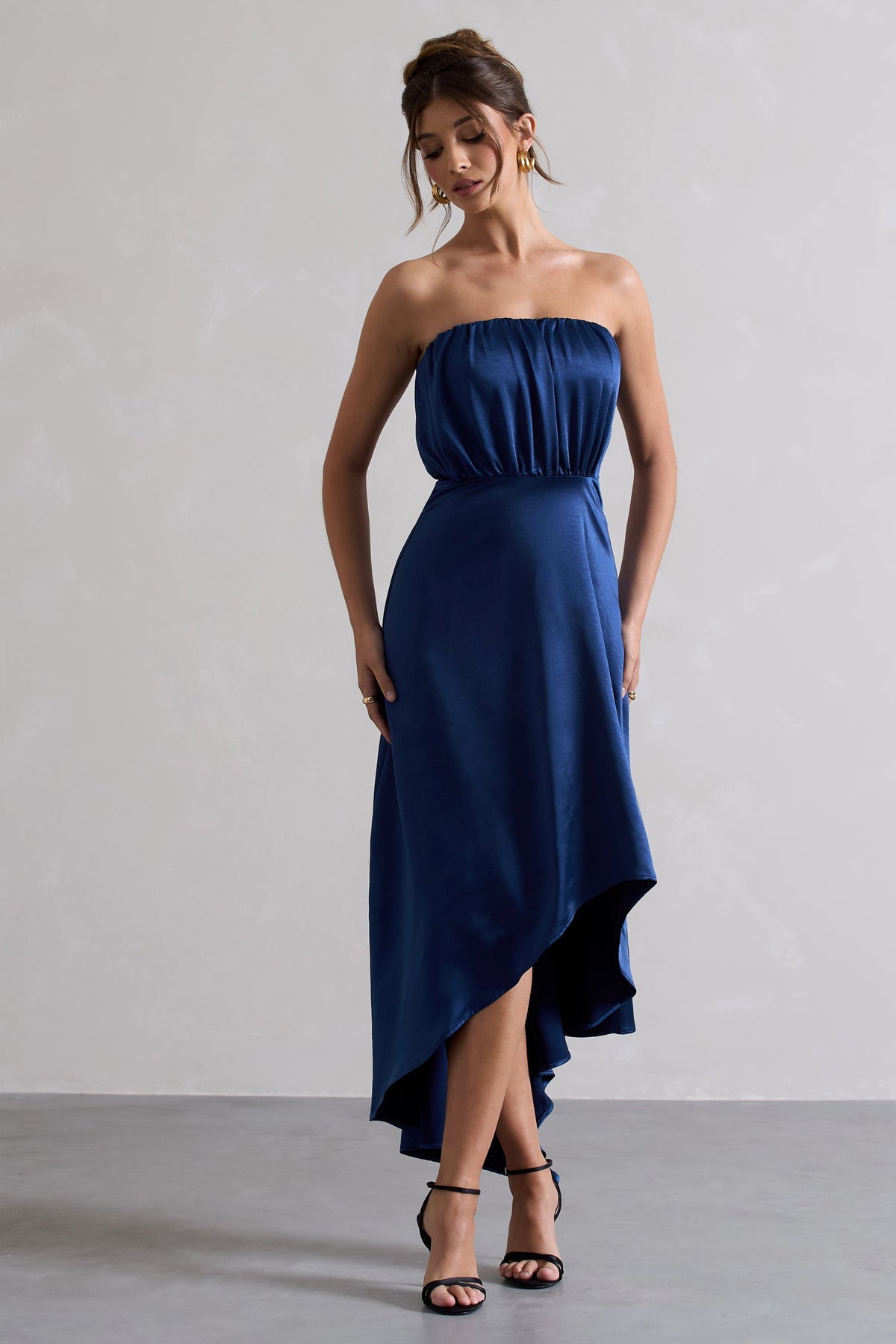 WB_CL132320015-WillaNavySatinBandeauMaxiDressWithAsymmetricHem4