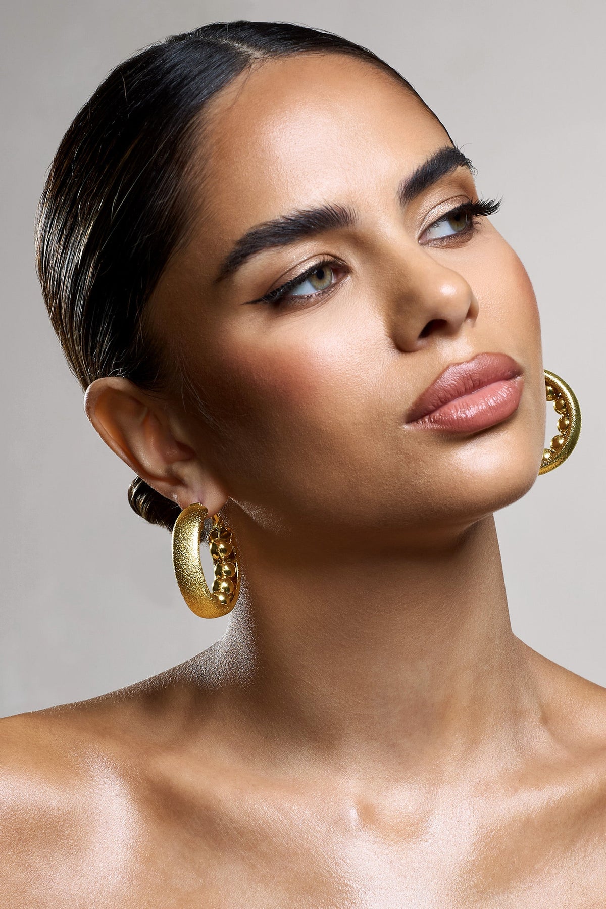 Portal | Gold Textured Chunky Hoop Earrings