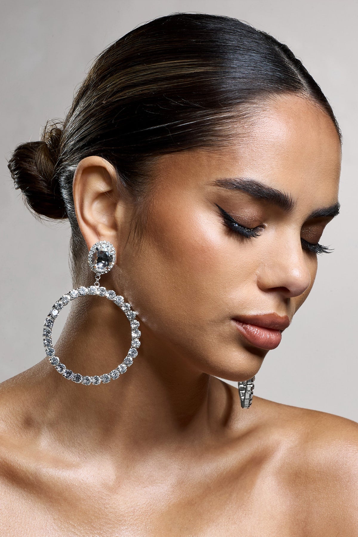 WB_CL134352013-ToPresentSilverDiamanteDropHoopEarrings1