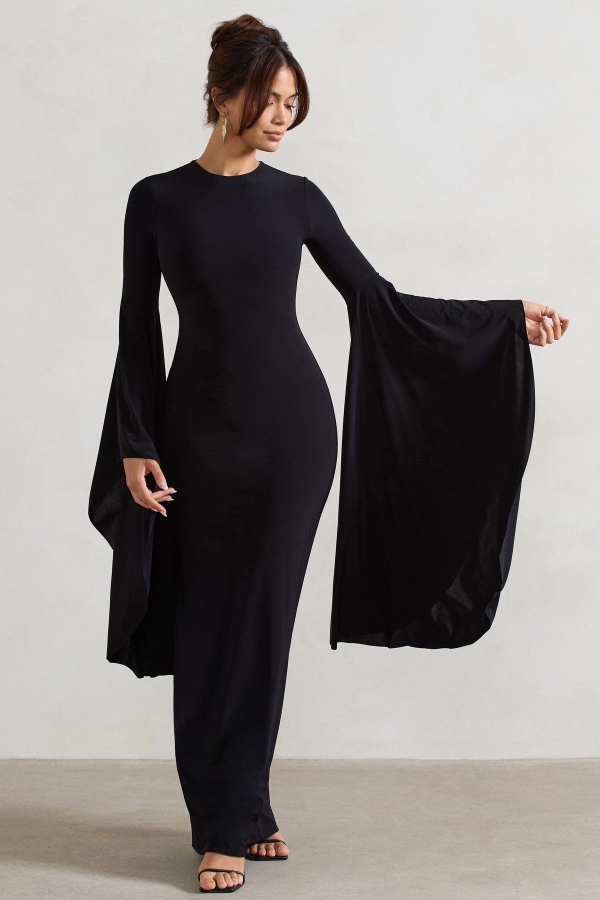 Modena | Black Waterfall Sleeve Maxi Dress