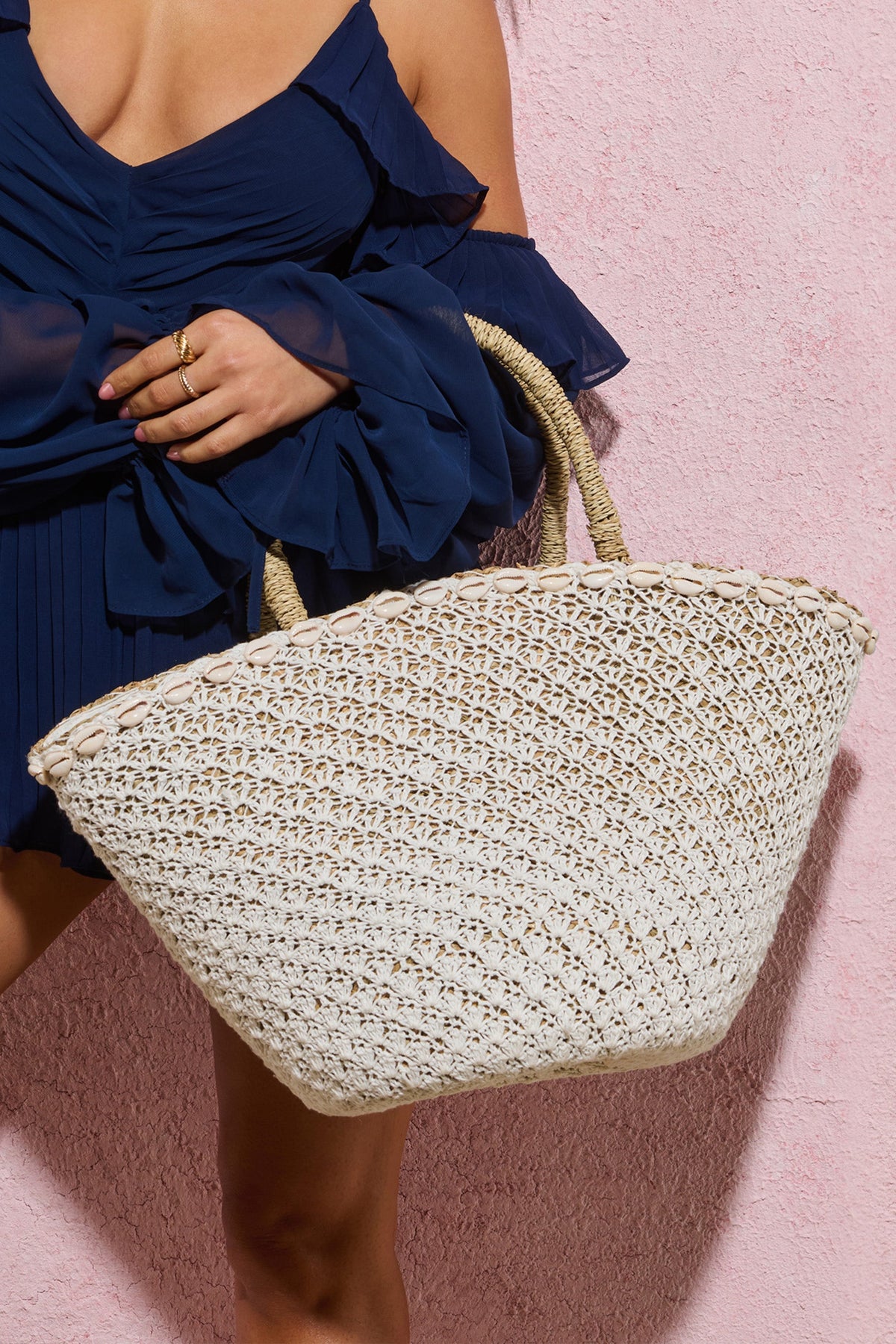 Anguilla | White Crochet Bucket Tote Bag With Shells