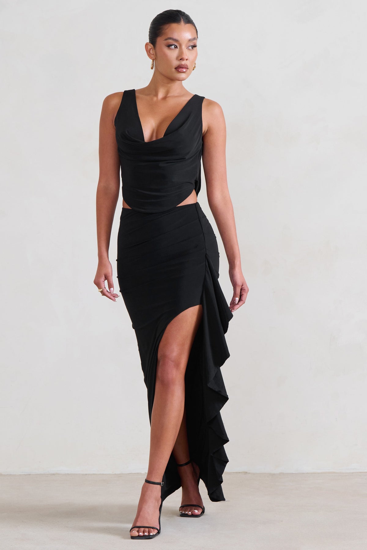 WB_HR_CL128620-FemmeClassiqueBlackCowlCorsetCropTop_CL128621-LaBelleBlackRuffleMaxiSkirtWithThighSplit2_ba08972f-1736-497f-bc98-05cd43e1fc24