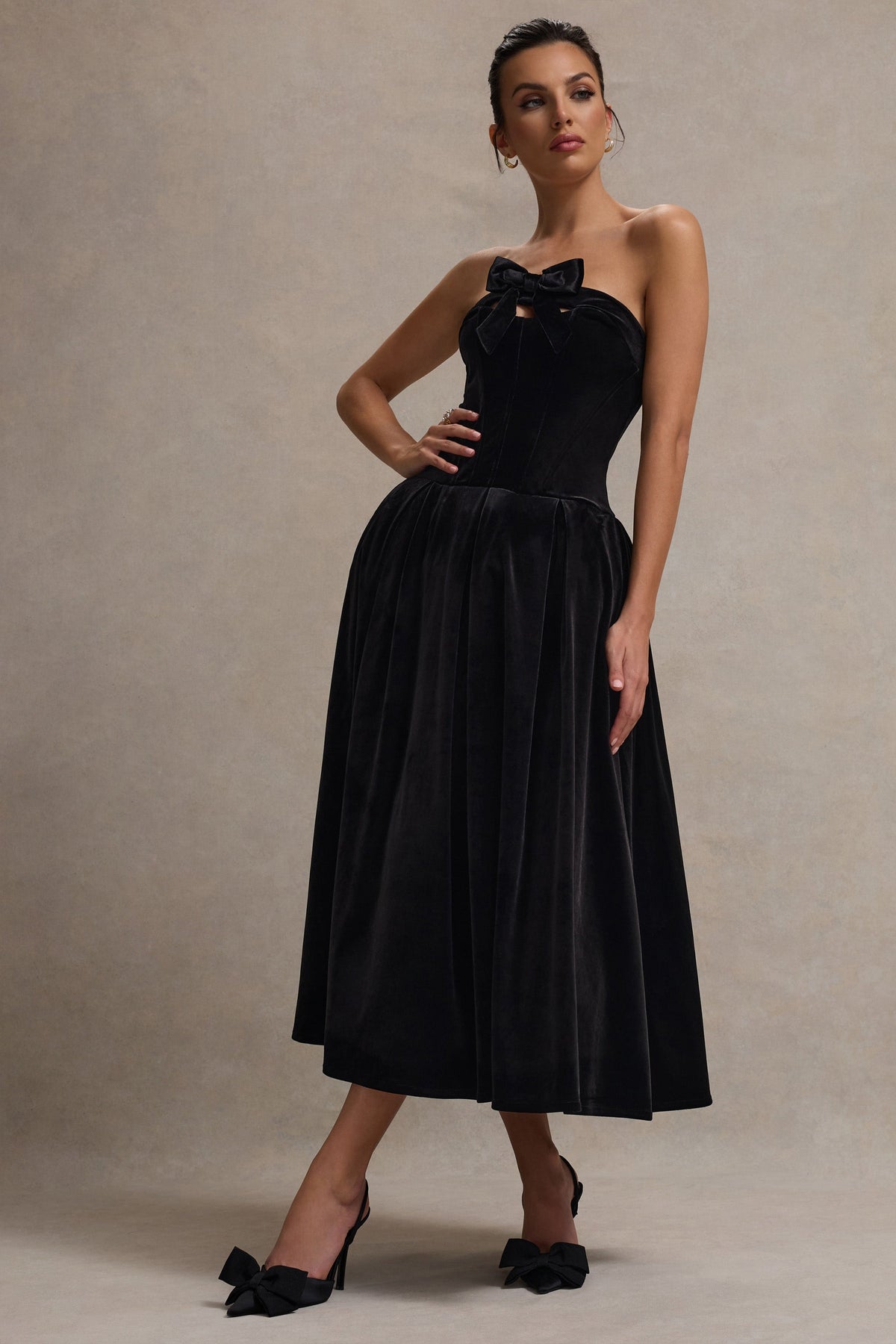 WB_HR_CL134653002-HepburnBlackVelvetBandeauMidiDressWithBow12